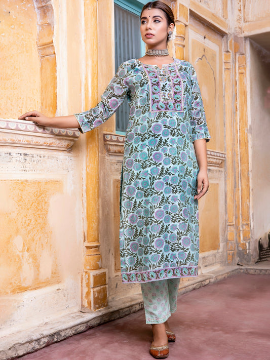 a person posing for a picture