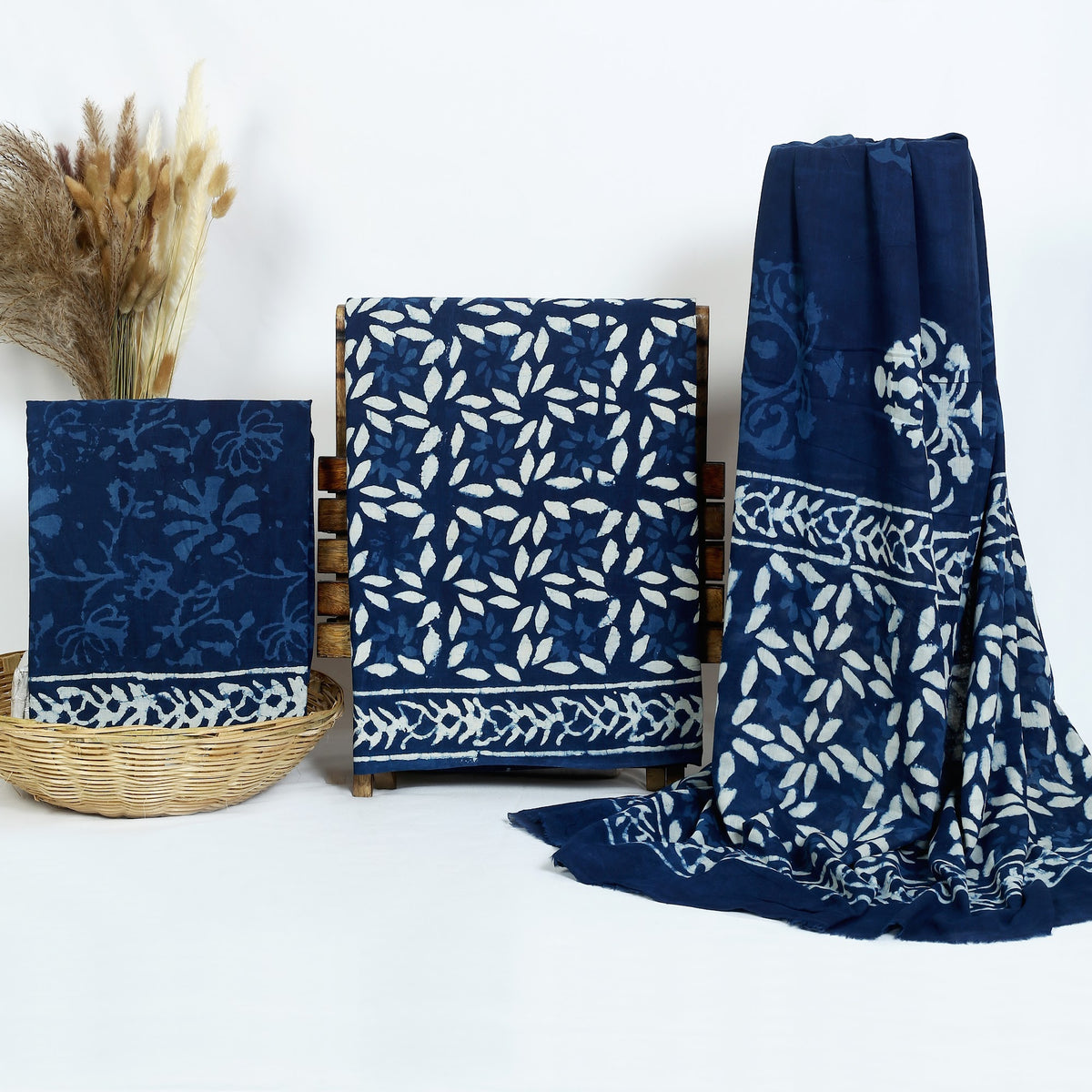 Hand Block Print Cotton Suit Material with Mulmul Dupatta | Neel Patta Jaal – Indigo Big Leaf Jaal | Indigo & White | Wholesale Suit Material 1Dme2TQgTmCno9eRRFotawITJ_1uS4NAv_w2000