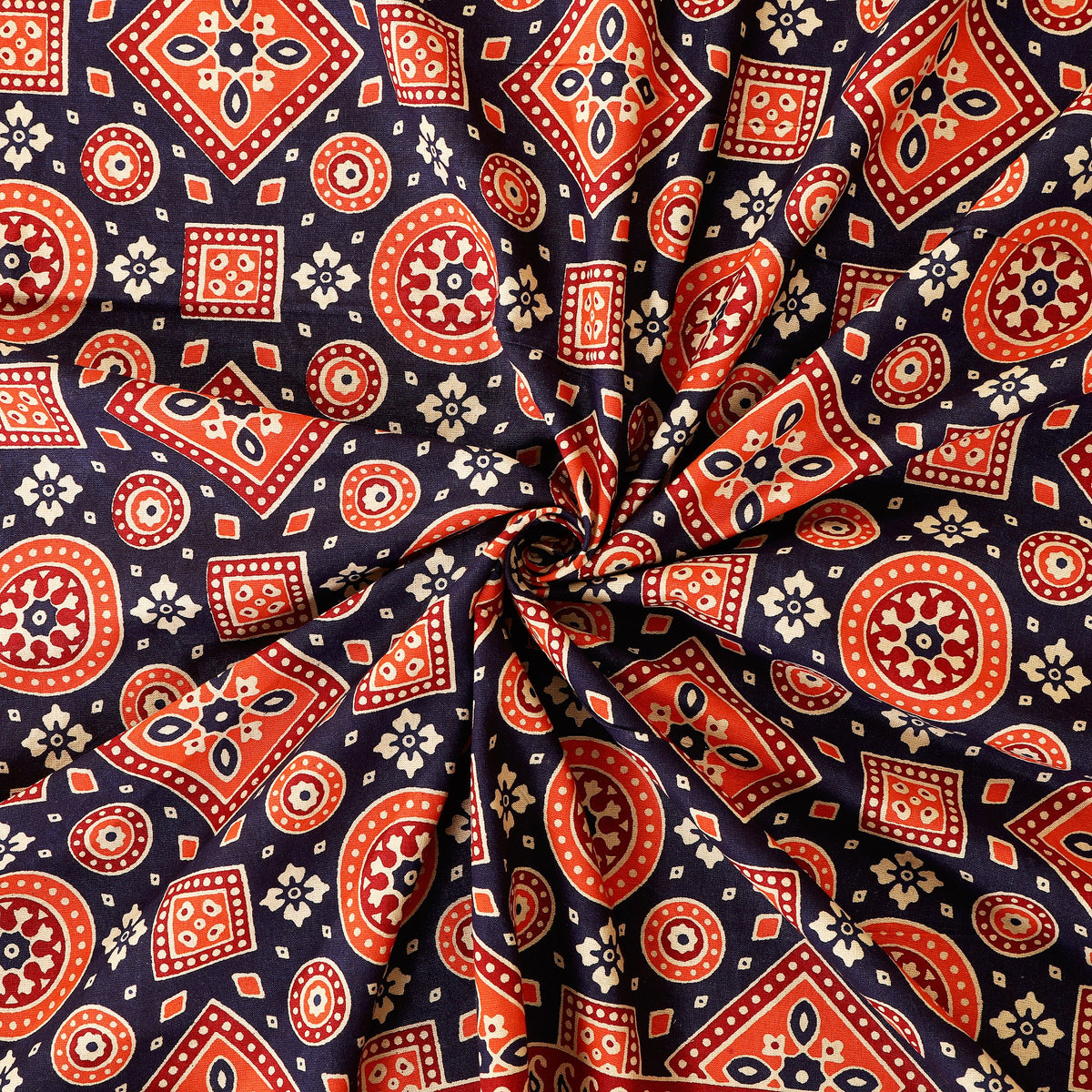 Bagru Mahal Rust Charcoal Ajrakh Cotton King Size Bedsheet 108x108 with 2 Pillow Covers Bedsheet 1Na0EvKBN5yP9RqJtPVo9FFyPDnlRsSGP_w2000