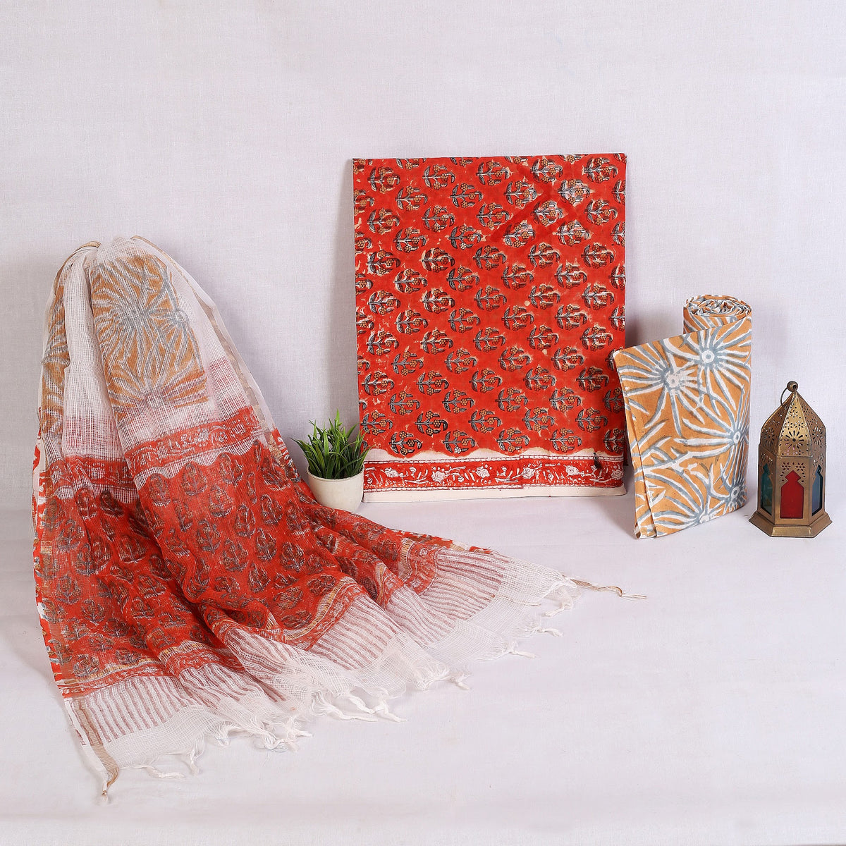 Rangeen Orange Trellis Hand Block Print Cotton Suit with Kota Doria Dupatta – Unstitched 3 Piece Suit Material 1T8SHHEC4YtPOpjrxYoGx6J-t_gdcPWQz_w2000