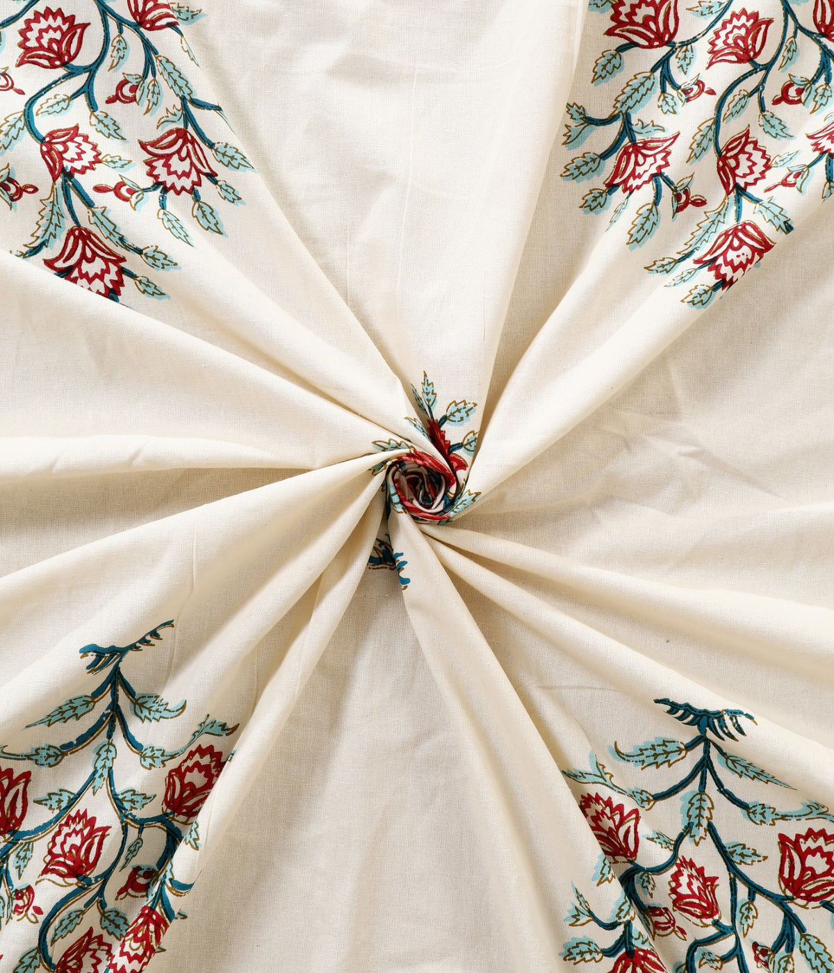 Prakriti Yuvraj Peach Border Rose Bouquet Pure Cotton King Size Bedsheet 108x108 with 2 Pillow Covers Bedsheet 1avIvpcdXgNpPCHQ2ihp5a-bxTYpCKBDz_w2000