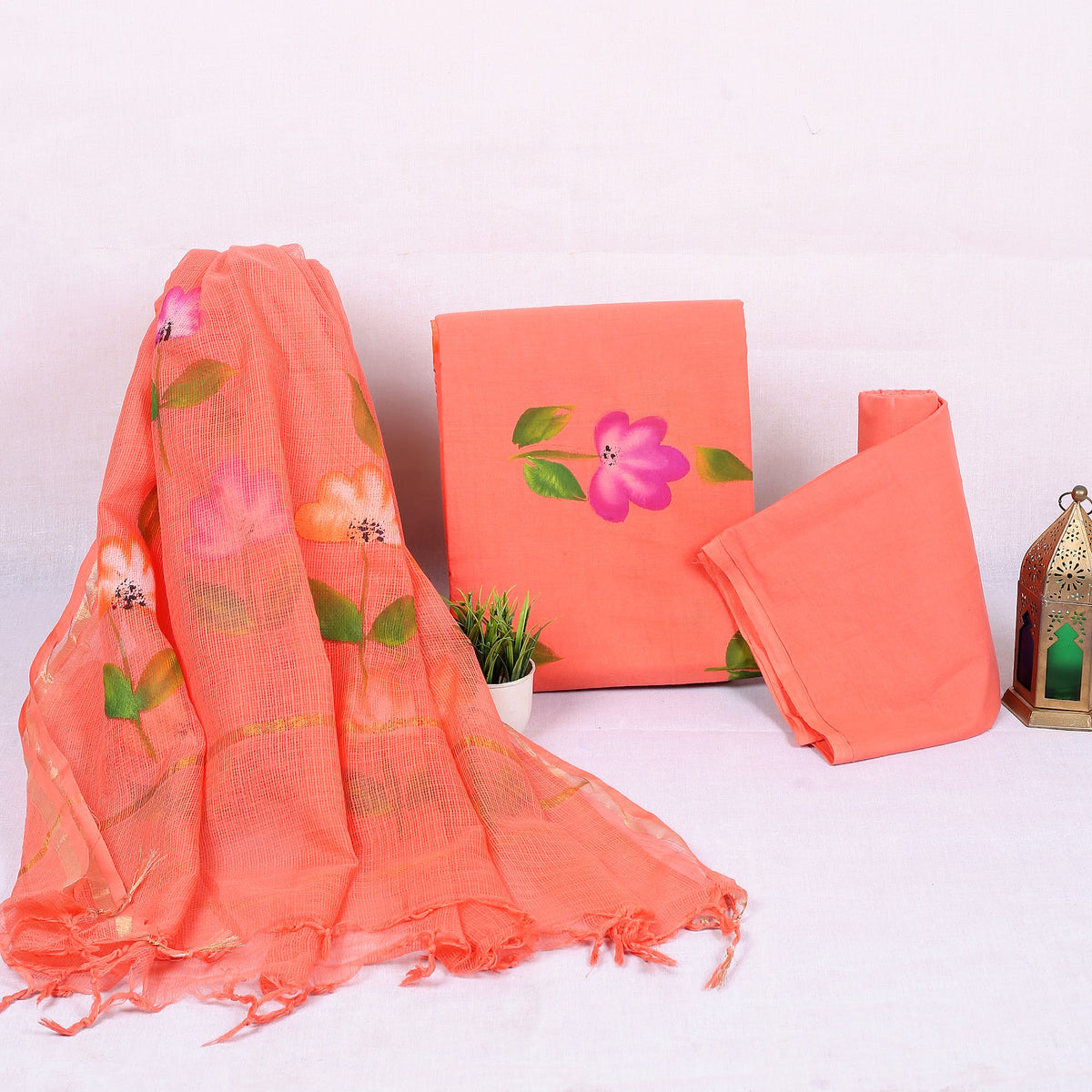 Rangeen Peach Painted Floral Hand Block Print Cotton Suit with Hand-Painted Kota Doria Dupatta – Unstitched 3 Piece Suit Material 1smZ9lArNvXyeBihBMzmqmUtZVV7hyKu0_w2000