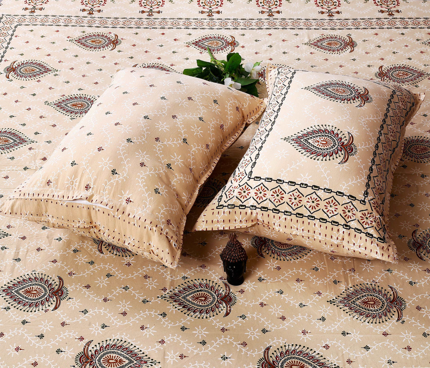 Indigo Jungle: Bagru Floral Boota Printed Cotton Bedsheet Bedsheet Jaipuri_Handblock_Printed_King_Size_Bedsheet_8