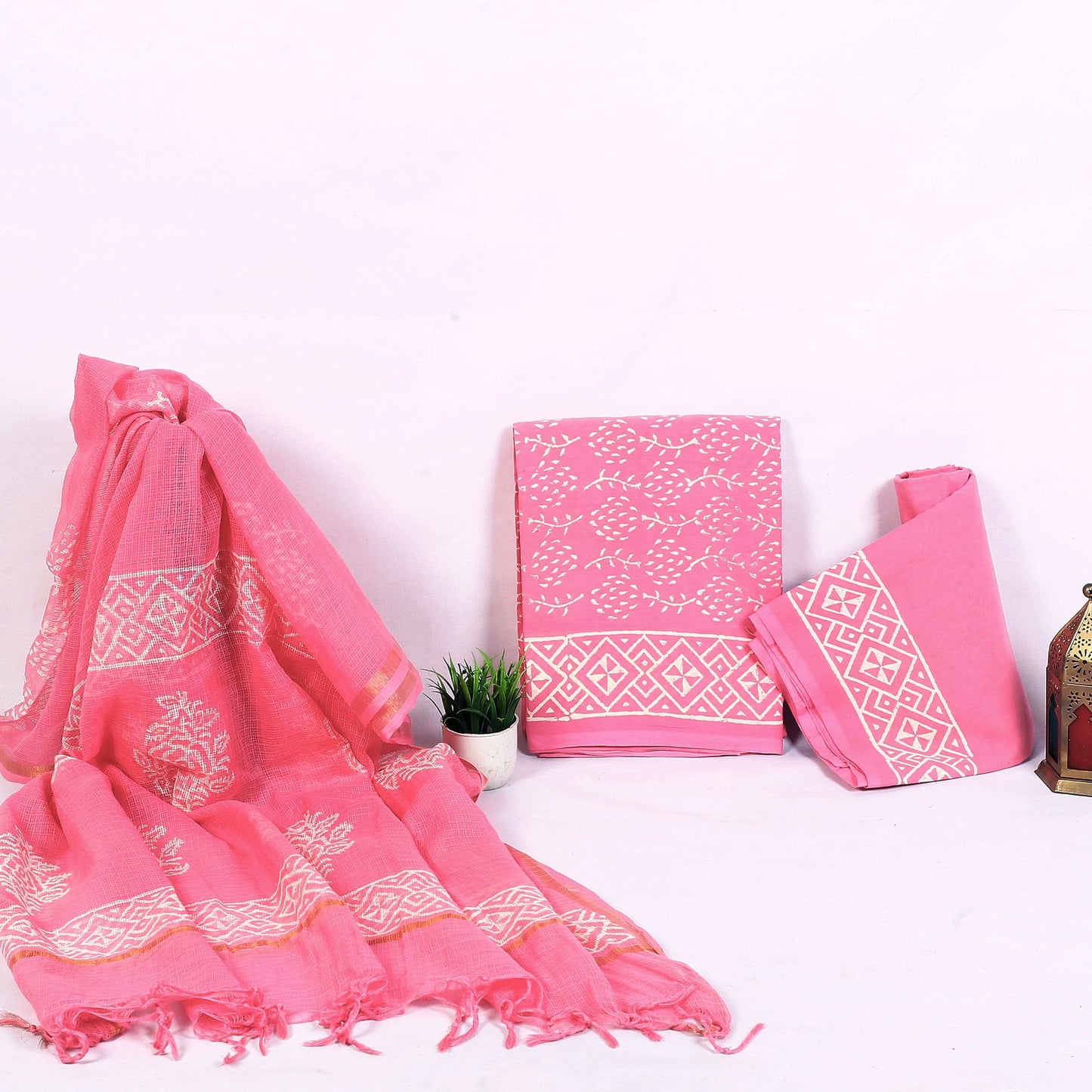 Srishti Textile Pink Floral Cotton Dress Material Unstiched cotton Suit Dress Material pink-floral-cotton-dress-material-printed-fabric-with-scarf-_1