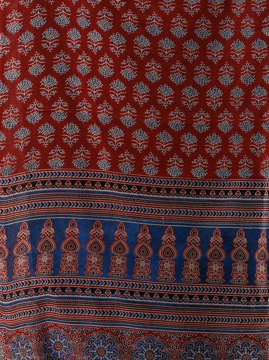 a close up of a red and blue cloth