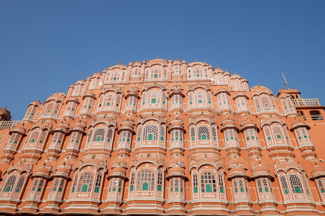 A very tall building with lots of windows
