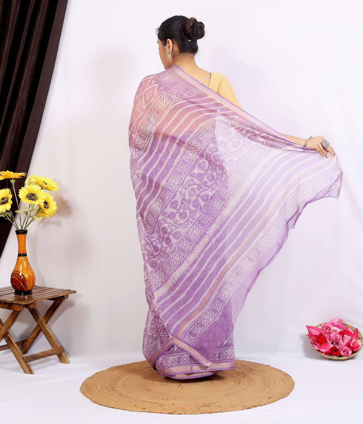 Lilac Floral Buti Kota Doria bagru hand block print saree with blouse – lilac – wholesale Jaipur – view 3