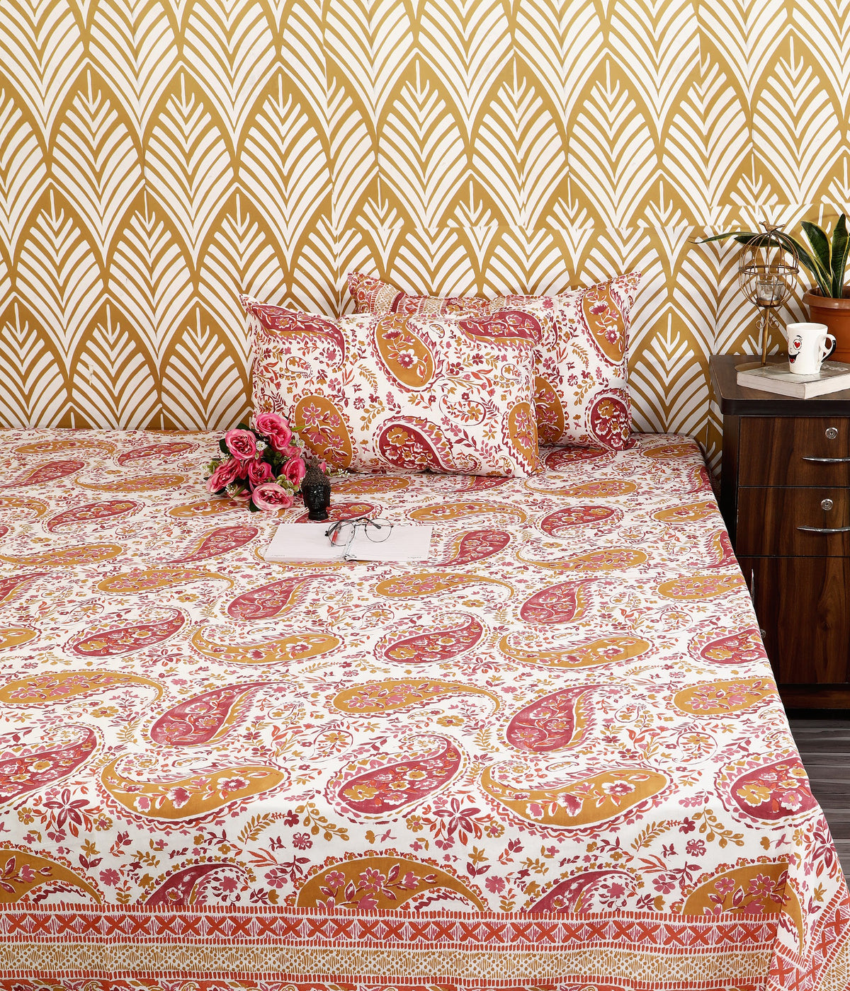 Bagru Mahal Peach Paisley Jaal Cotton King Size Bedsheet 108x108 with 2 Pillow Covers Bedsheet 11k9MOHaik5thqVRYKkKdm0AFWUoSUZCV_w2000