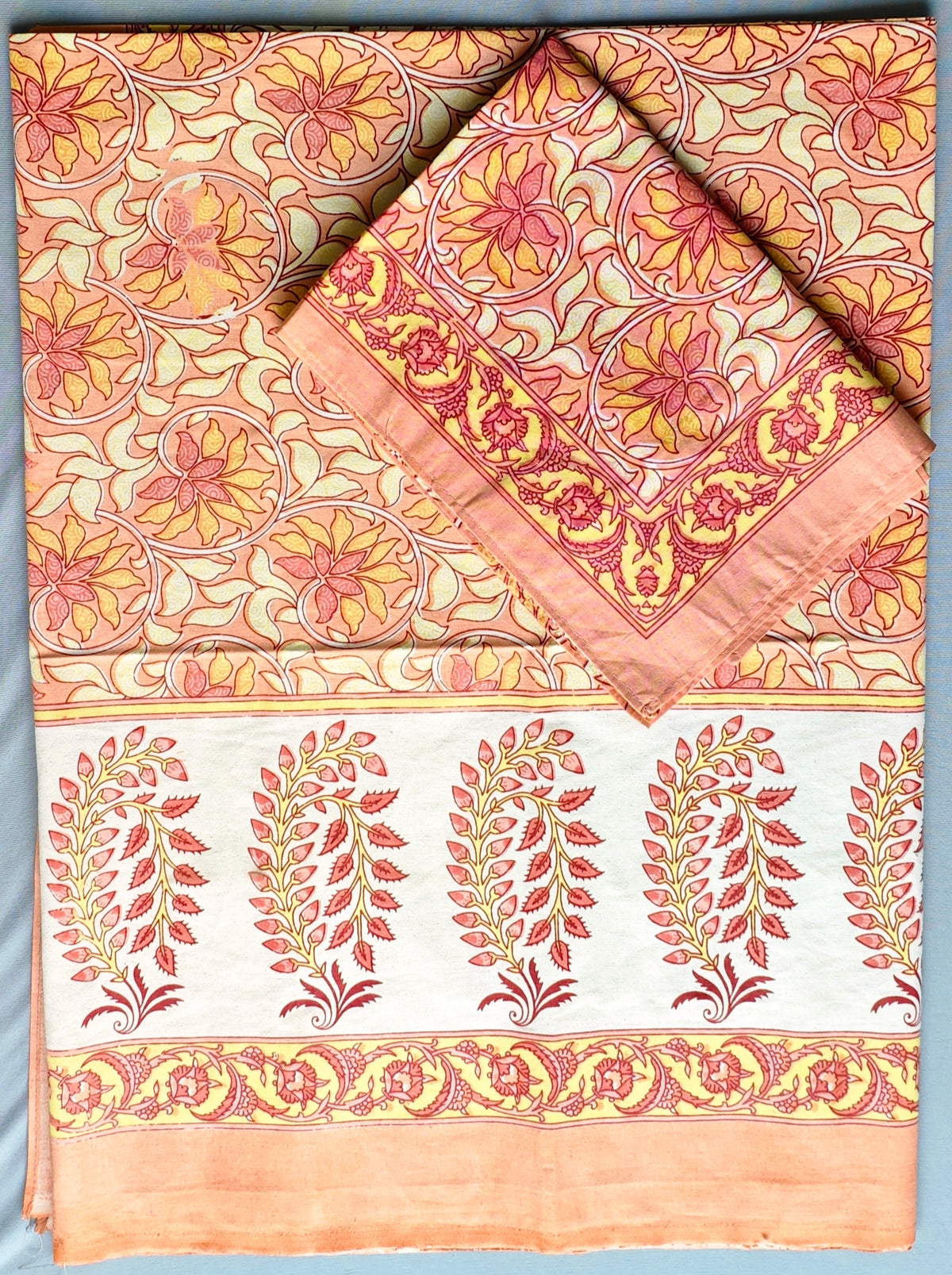 Saanjh Peach Paisley Jaal Cotton Single Bedsheet 60x90 with 1 Pillow Cover Bedsheet 13iF8tdYZkronlDuePoElEypwl0tMaG95_w2000