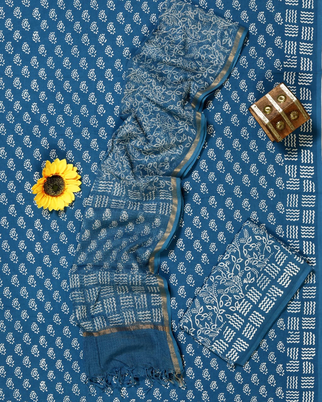 Indigo Buti Hand Block Print Cotton Suit with Kota Doria Zari Dupatta – Unstitched 3 Piece Suit Material 17eh5u1InO8SDv-00WQ-4Q0RIS4OjiXpi_w2000