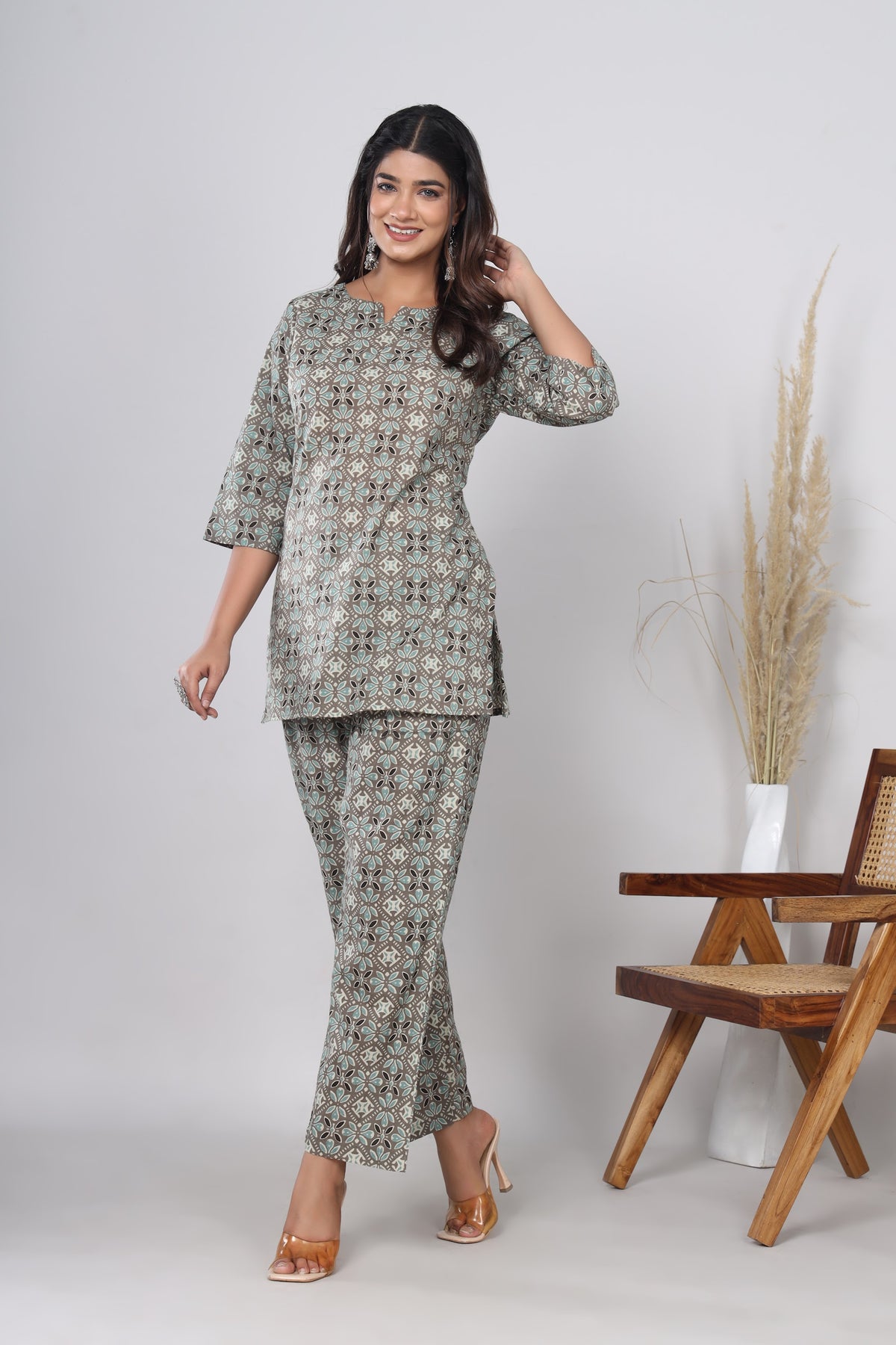 Printed Cotton Co-ord Set – Top & Pant – Grey Geometric (Make to Order) Ready to Wear 1CQ0Th3DcRTHmBvFJf-DMiZDqaFytKy2u_w2000