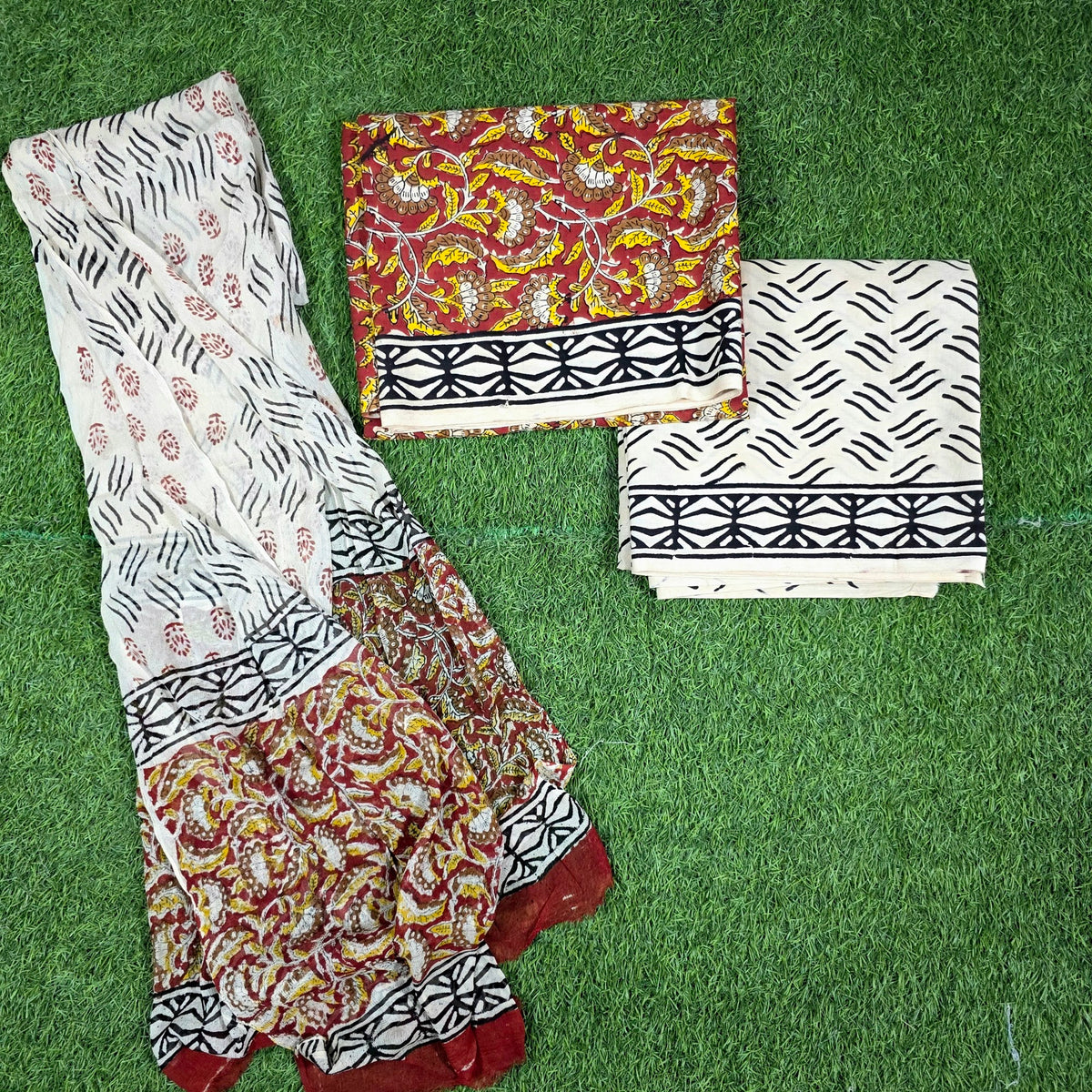 Gulnaar Maroon Mustard Geometric Hand Block Print Cotton Suit with Chiffon Dupatta – Unstitched 3 Piece Suit Material 1CX2Pj6K_u2d0RmCo1TsJt3g3EFzS5LTV_w2000