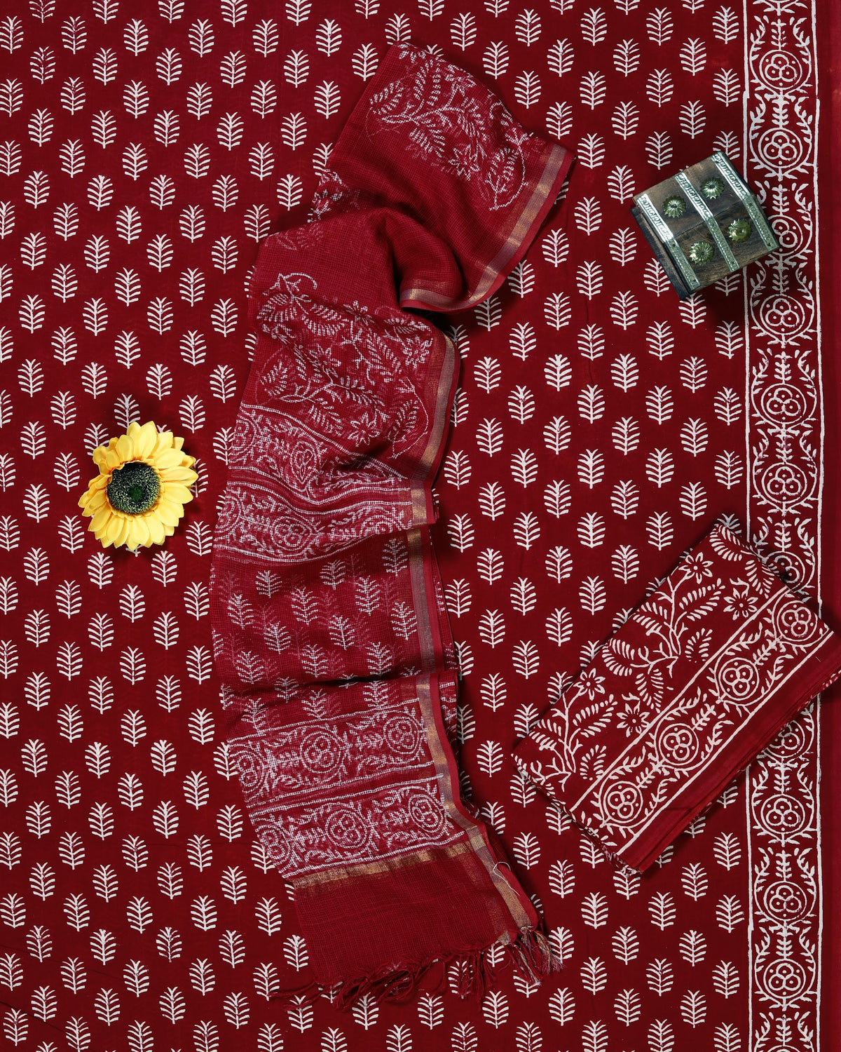 Rangeen Maroon Leaf Buti Hand Block Print Cotton Suit with Kota Doria Dupatta – Unstitched 3 Piece Suit Material 1CkbYW8tpHtb2TxoNlAyYsWXfq1lae2ab_w2000