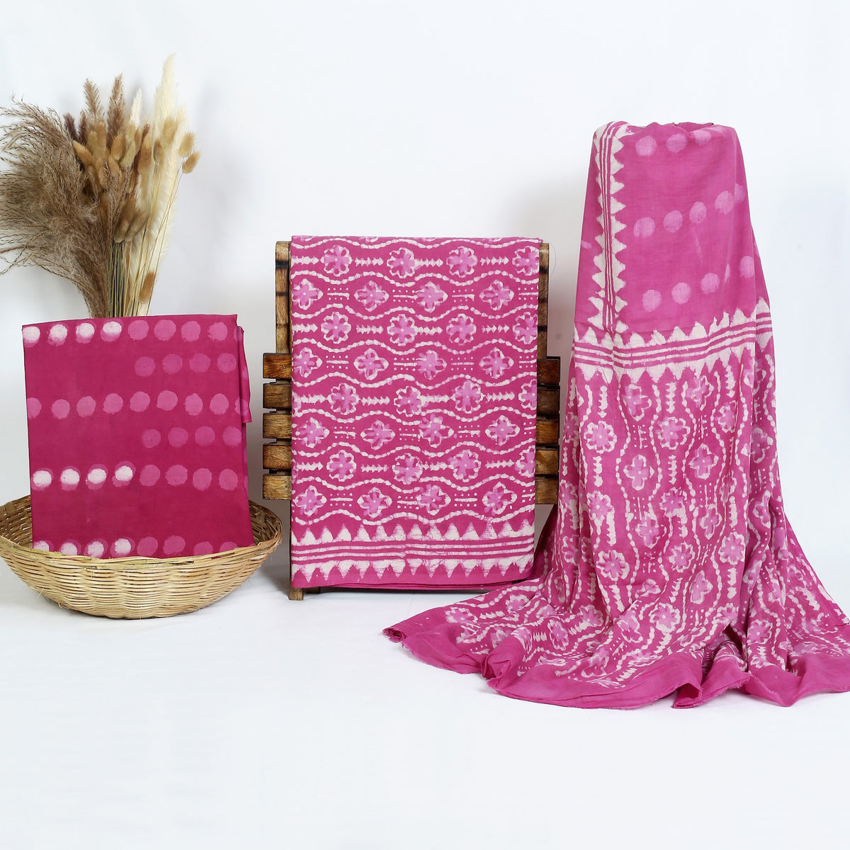 Hand Block Print Cotton Suit Material with Mulmul Dupatta | Rani Gulabi Jaal – Hot Pink Jaal | Hot Pink & White | Wholesale Suit Material 1CrQFAD2FyJ60IsWETuZ0mn8q6HkH-uH3_w2000