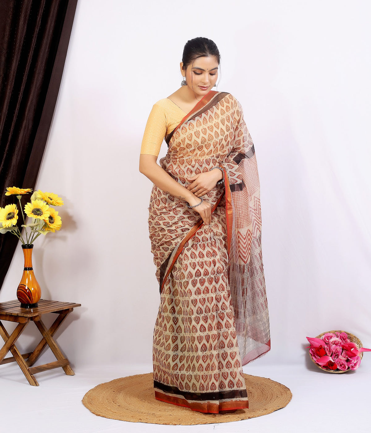 Peach Kairi Bagru Kota Doria bagru hand block print saree with blouse – peach and rust – wholesale Jaipur – view 5