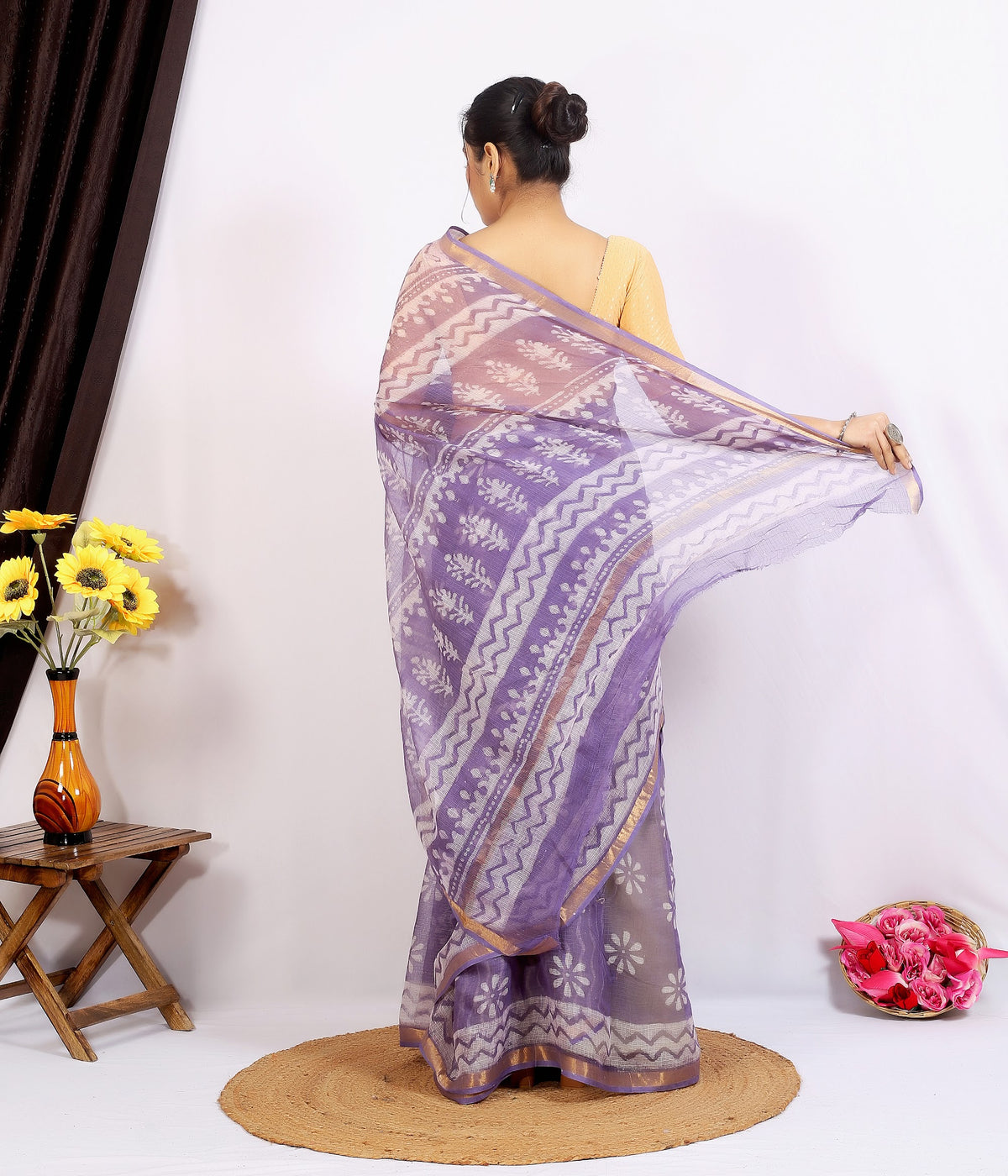 Lavender Floral Buta Kota Doria bagru hand block print saree with blouse – lavender – wholesale Jaipur – view 4