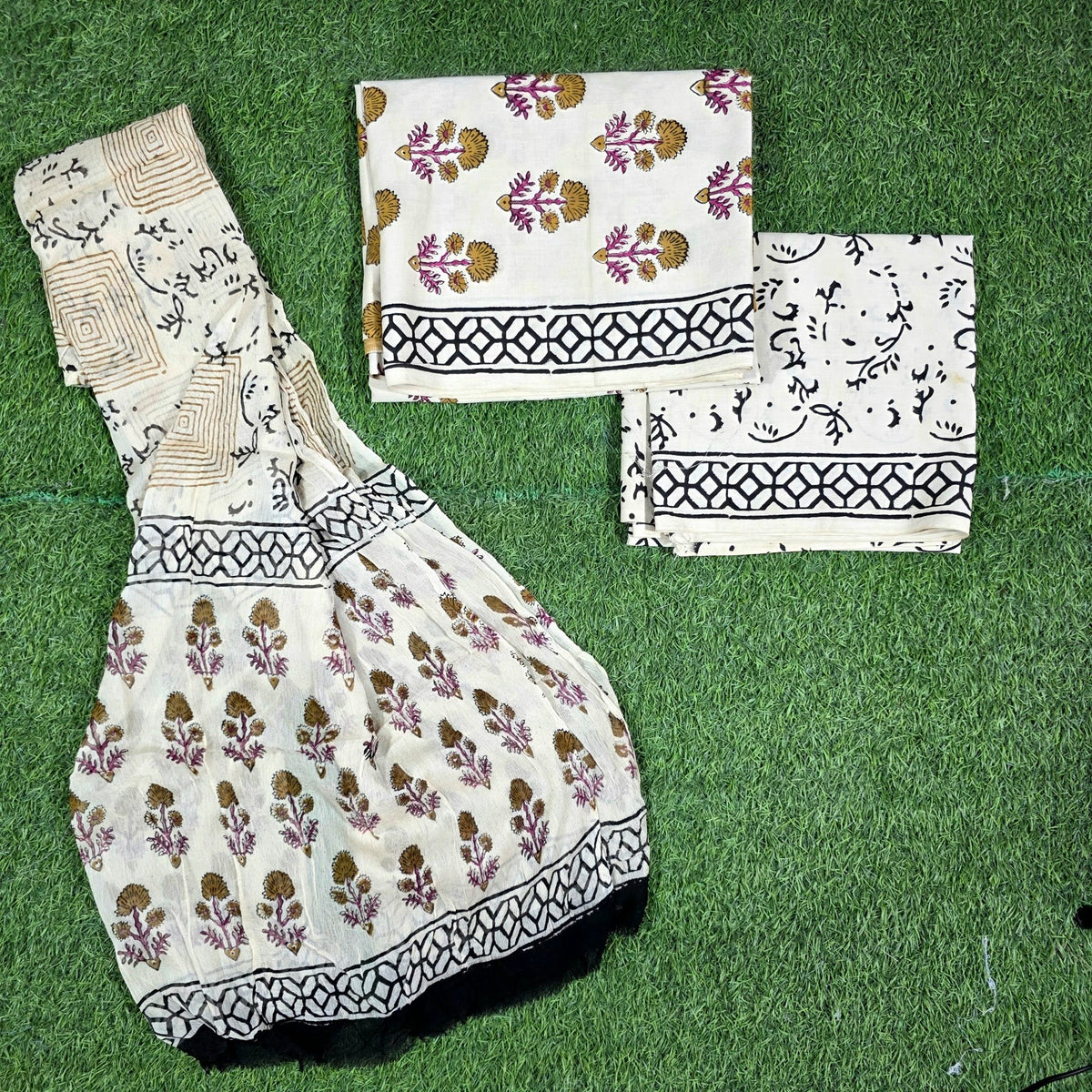 Gulnaar Plum Buta Ivory Hand Block Print Cotton Suit with Chiffon Dupatta – Unstitched 3 Piece Suit Material 1Eez_iE3VAUng3h9nxUB9hcDp3bHjHYKK_w2000