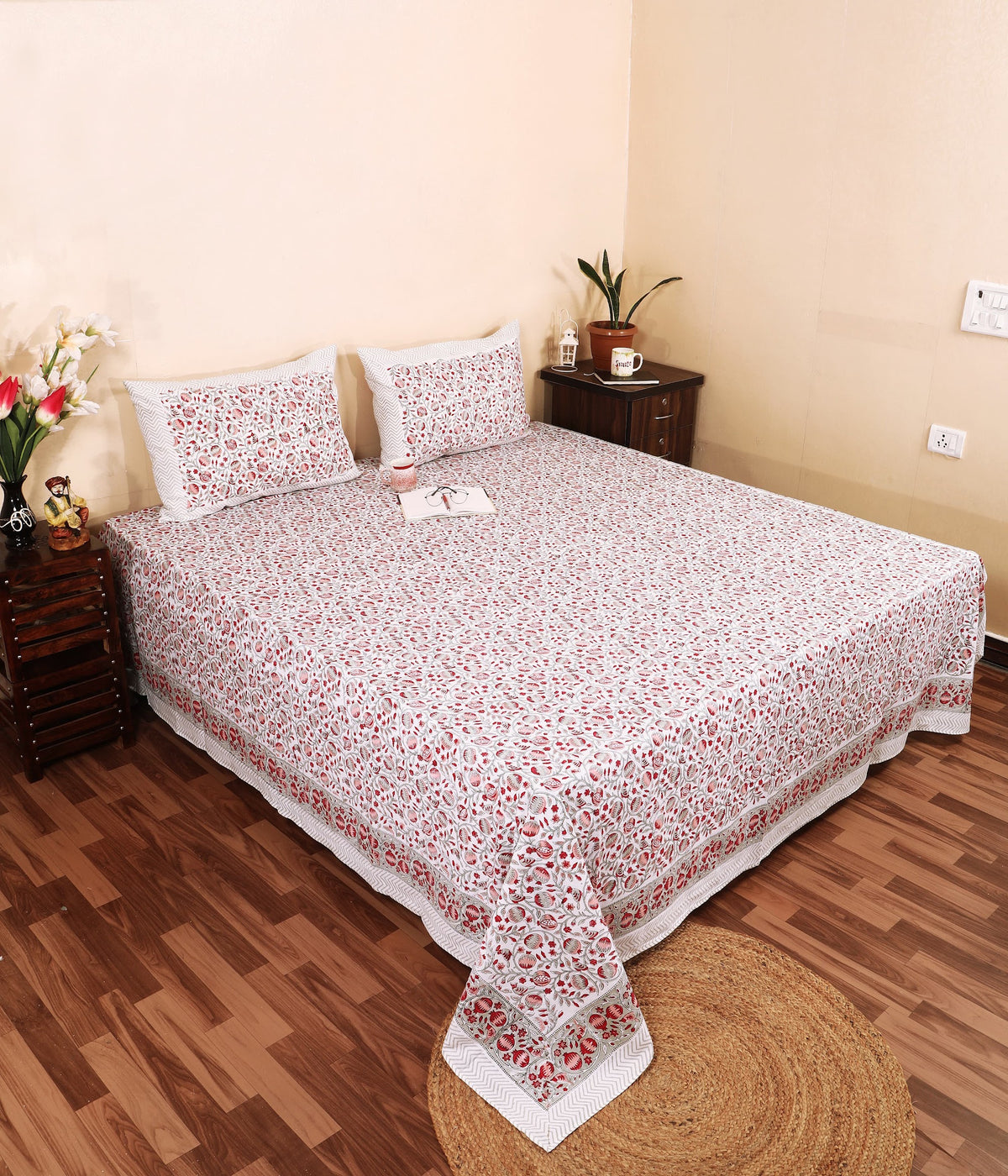Gulabi Jaal hand block printed Murugan cotton double bedsheet 95x108 with 2 pillow covers – pink and red – wholesale Jaipur – view 3