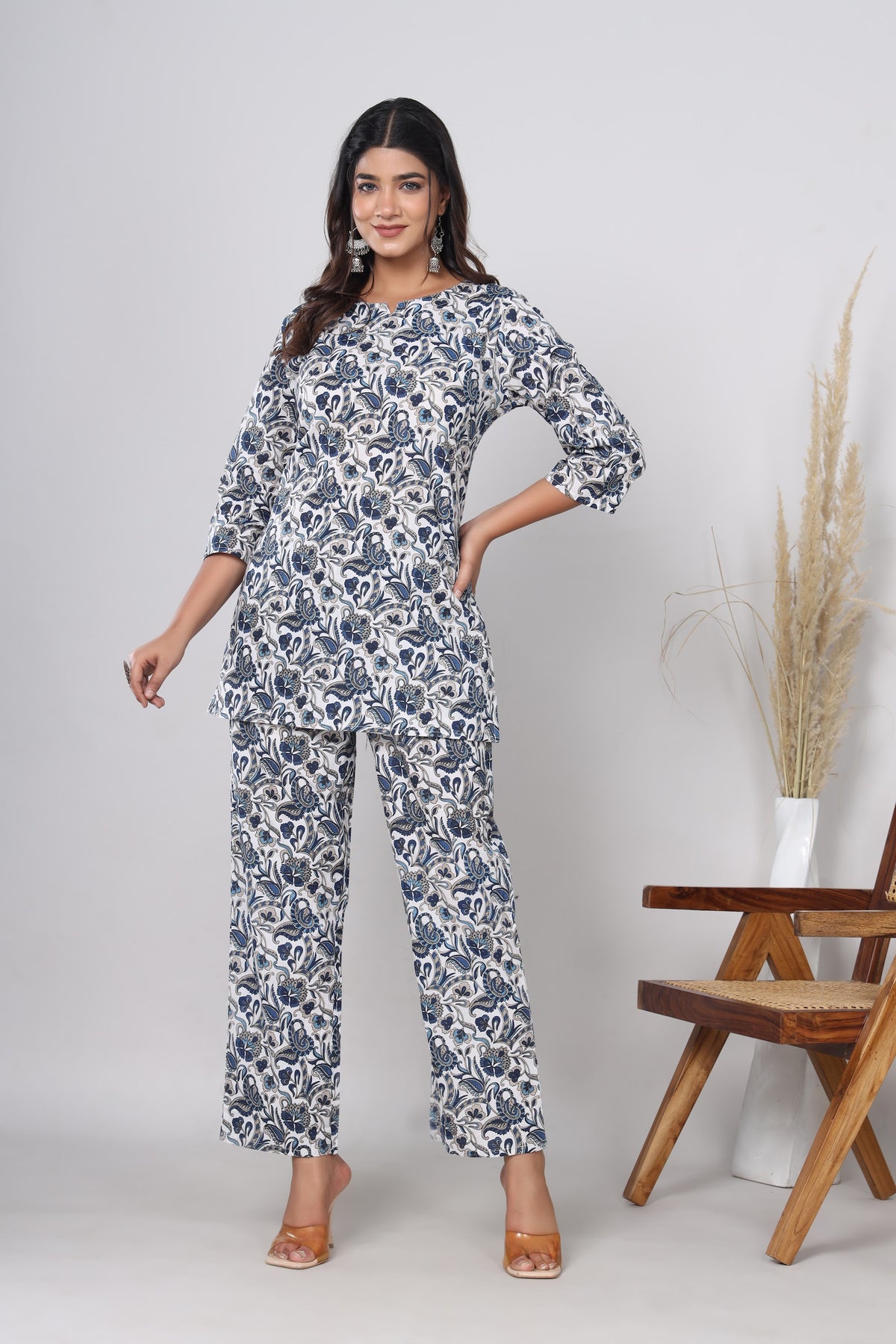 Printed Cotton Co-ord Set – Top & Pant – Grey White Floral (Make to Order) Ready to Wear 1G6zXm62UUlDYxr9qc5GdcDCLWdAsHRdb_w2000