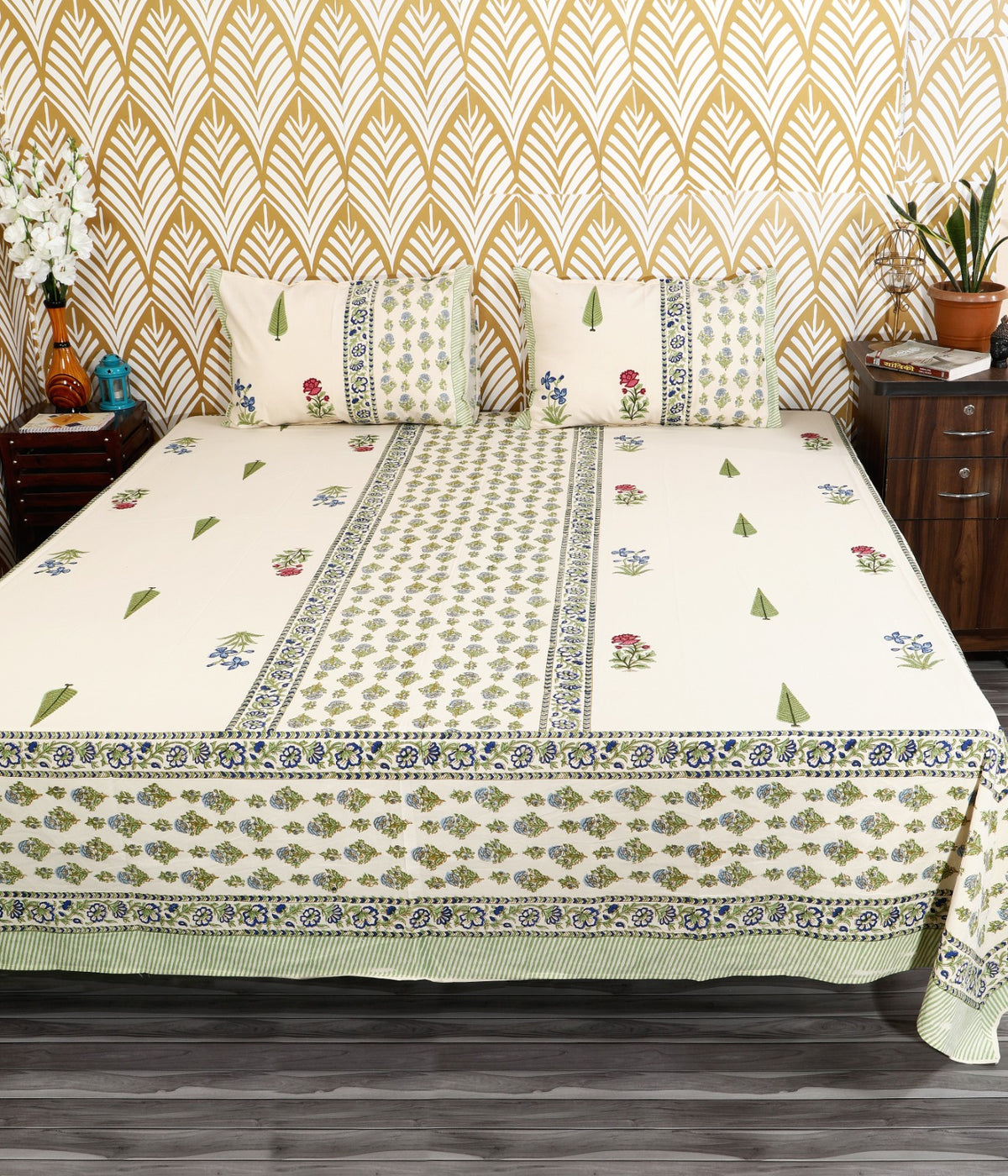 Prakriti Yuvraj Green Panel Floral Pure Cotton King Size Bedsheet 108x108 with 2 Pillow Covers Bedsheet 1Hm1gcMe7wBJWnkMH-_LCkGcH4vPVNc5v_w2000