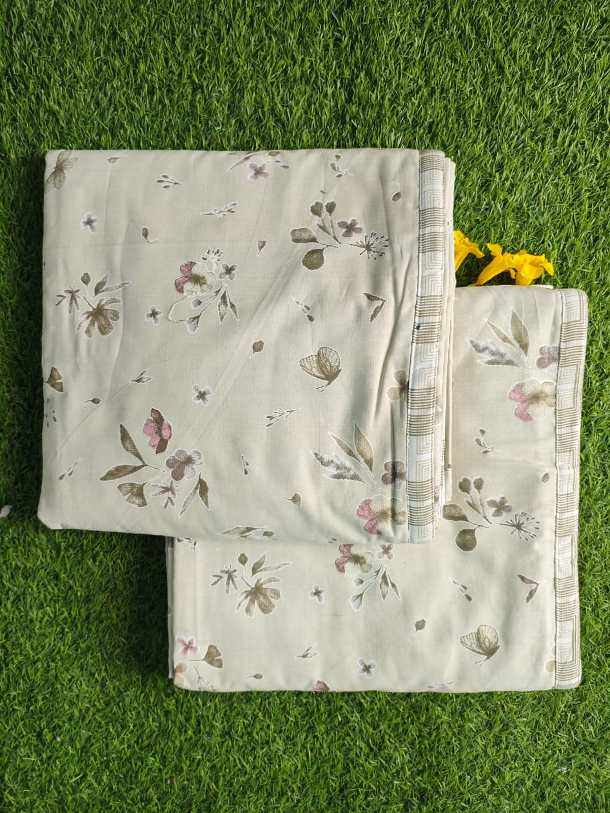 Ivory Botanical Sprig Reversible Single Dohar Set of 2 58 x 87 Inch Dohar 1Jb7kKGp5ppscHh-5okBR-54C4VOivQ8j_w2000