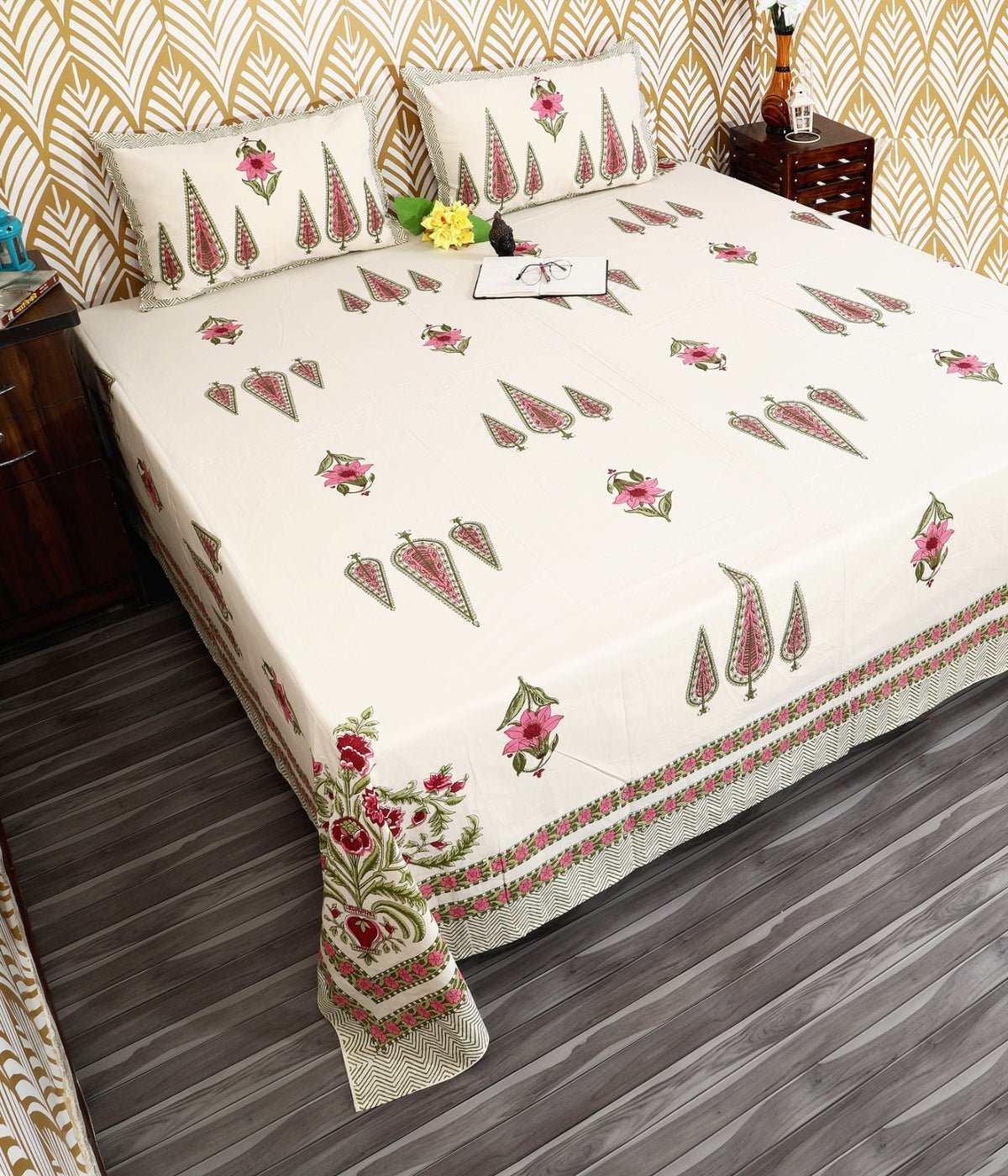Prakriti Yuvraj Maroon Cypress Pink Flower Pure Cotton King Size Bedsheet 108x108 with 2 Pillow Covers Bedsheet 1KQdr4v3OQCsvtedK4Ii1THMSjvubarK__w2000