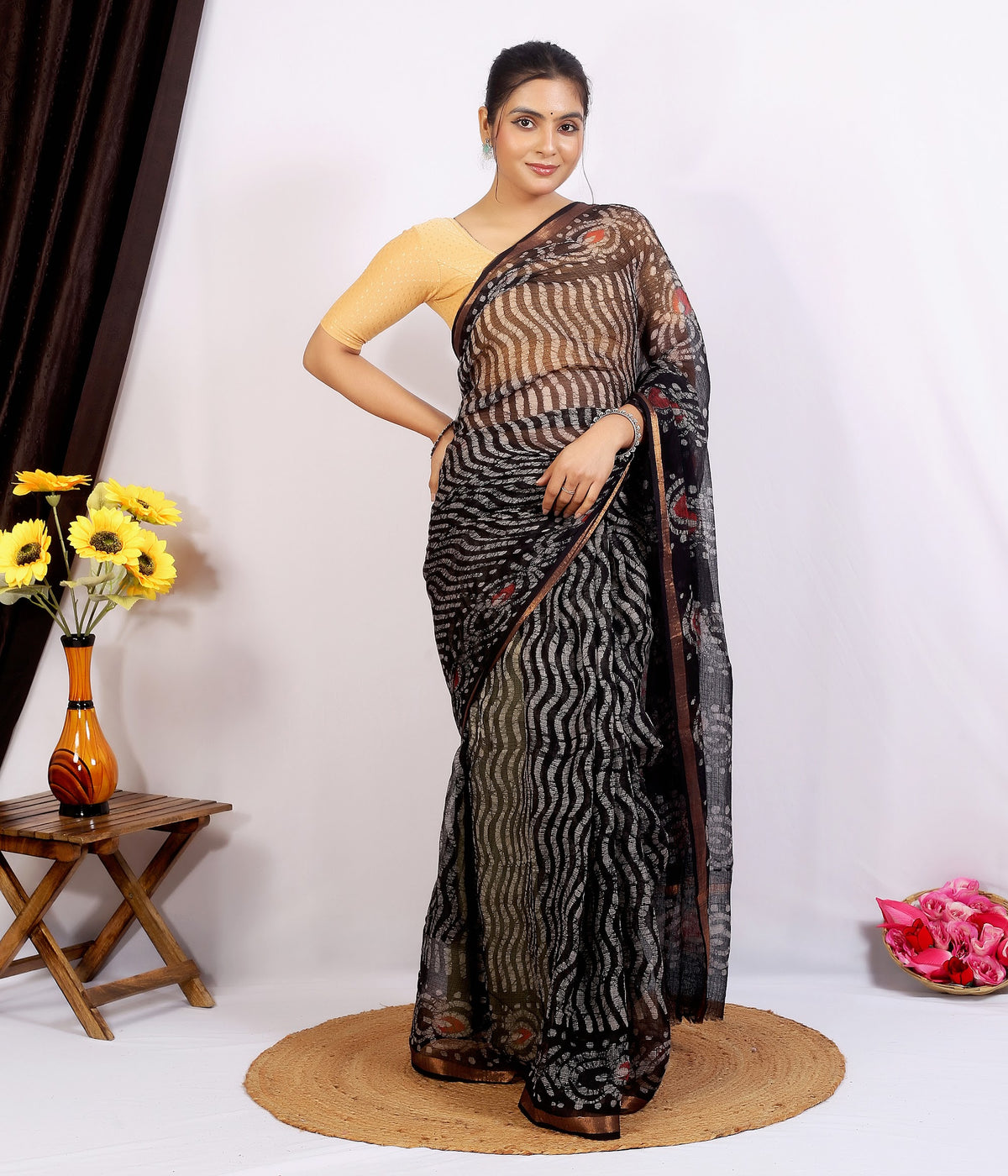 Black Brown Wave Dabu Kota Doria dabu hand block print saree with blouse – black and brown – wholesale Jaipur – view 6