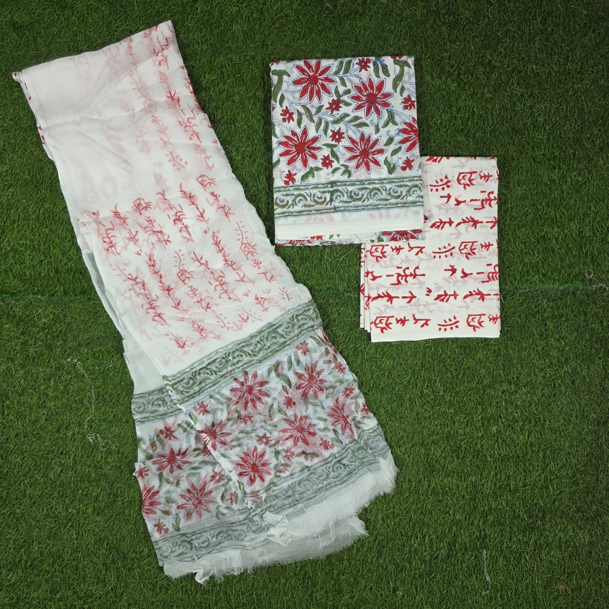 Gulnaar White Red Floral Hand Block Print Cotton Suit with Chiffon Dupatta – Unstitched 3 Piece Suit Material 1KwpAIvrDgLCPlXLyFt3vpEKBvNfVvh5q_w2000