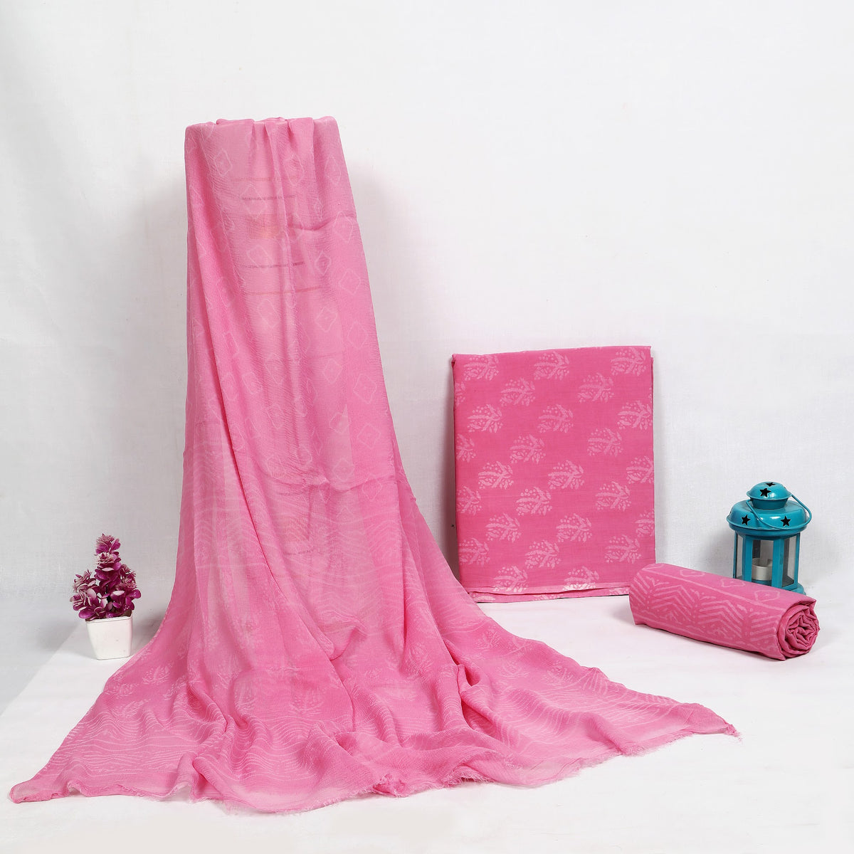 Gulnaar Pink Buta Hand Block Print Cotton Suit with Chiffon Dupatta – Unstitched 3 Piece Suit Material 1LTW6q1pqCLzhYGPU6Zd_PR9Ag8xFEPCg_w2000