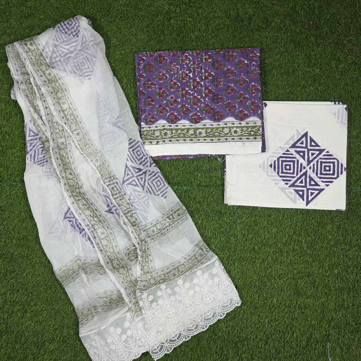 Gulnaar Purple Geometric Hand Block Print Cotton Suit with Chiffon Dupatta – Unstitched 3 Piece Suit Material 1N_pKMT1C8UyH9t_U5ZFmkrjzZooOaPe__w2000