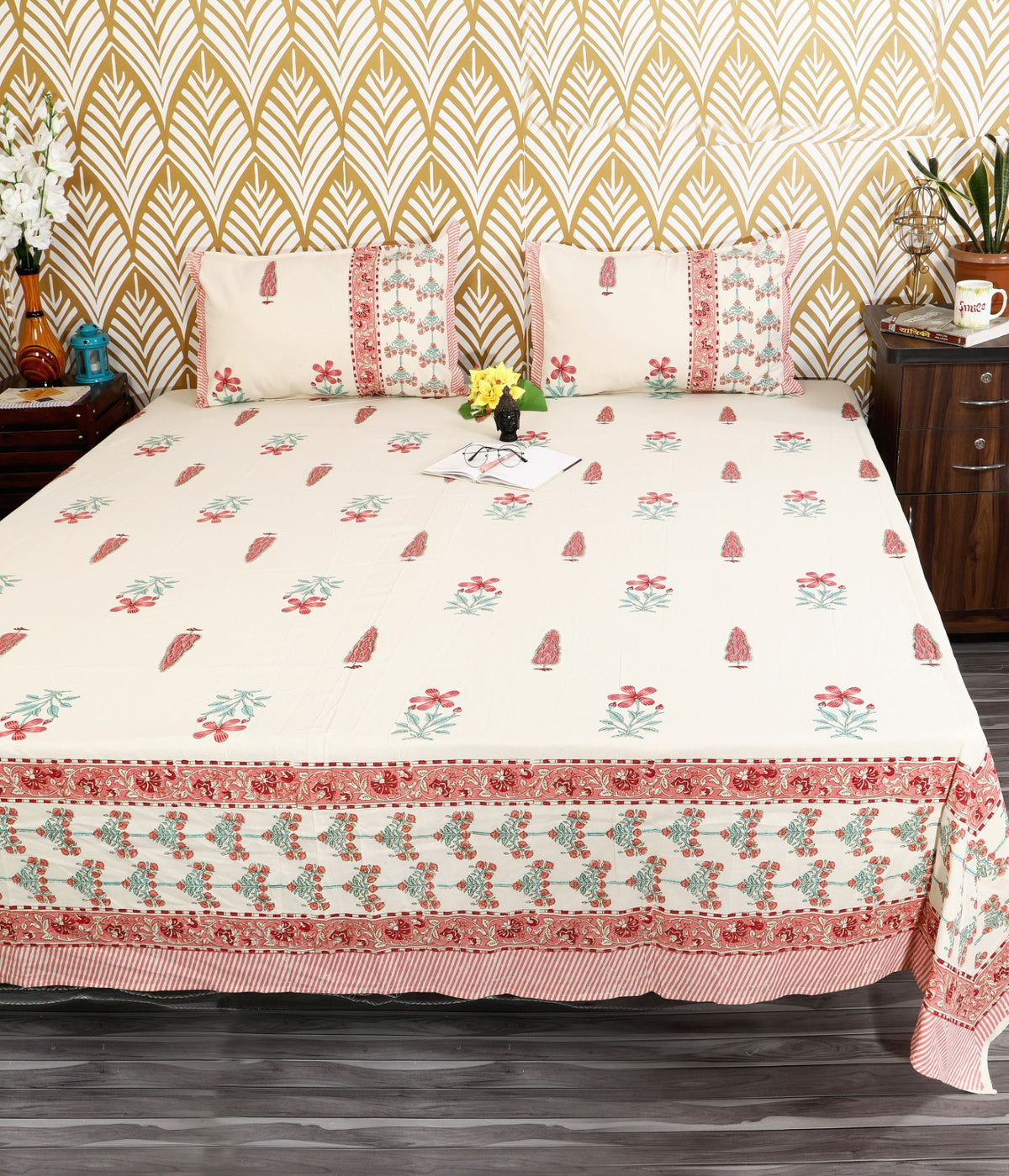 Prakriti Yuvraj Pink Floral Border Buti Pure Cotton King Size Bedsheet 108x108 with 2 Pillow Covers Bedsheet 1Psu1WfXq7DdU-DKeDEMoXS8rcjc4CtvP_w2000