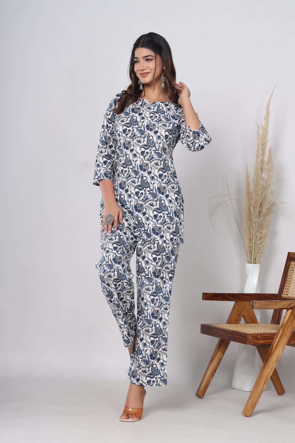 Printed Cotton Co-ord Set – Top & Pant – Grey White Floral (Make to Order) Ready to Wear 1R_9IFCPolO8j4x6p2uSaVulL_eEU-2_R_w2000_41de134c-6c85-4791-a34d-635539bf8640