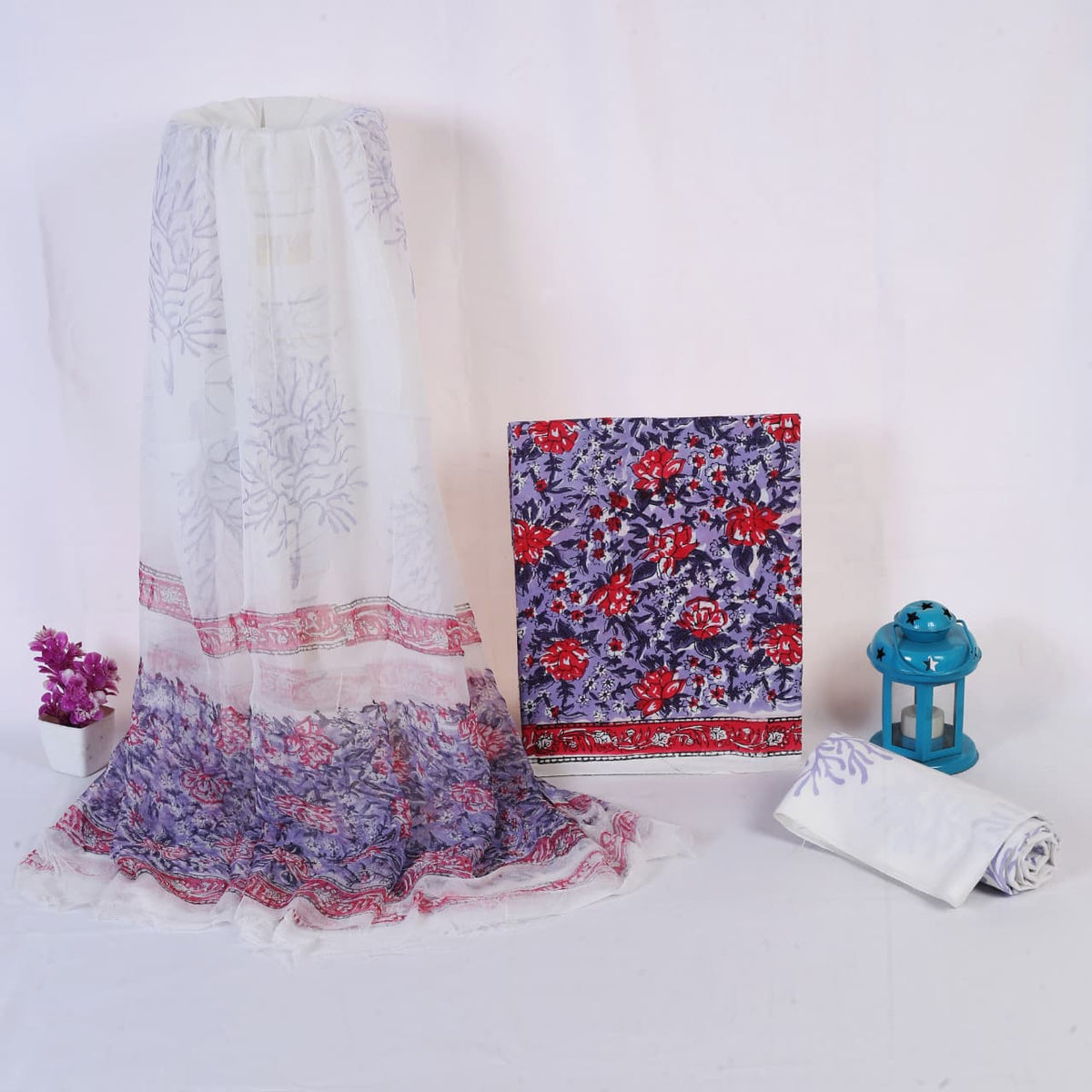 Red Blue Floral Hand Block Print Cotton Suit with Chiffon Dupatta – Unstitched 3 Piece Suit Material 1TGqy5tJZkqhxPFB9g36pjvx7hpUaA_1c_w2000