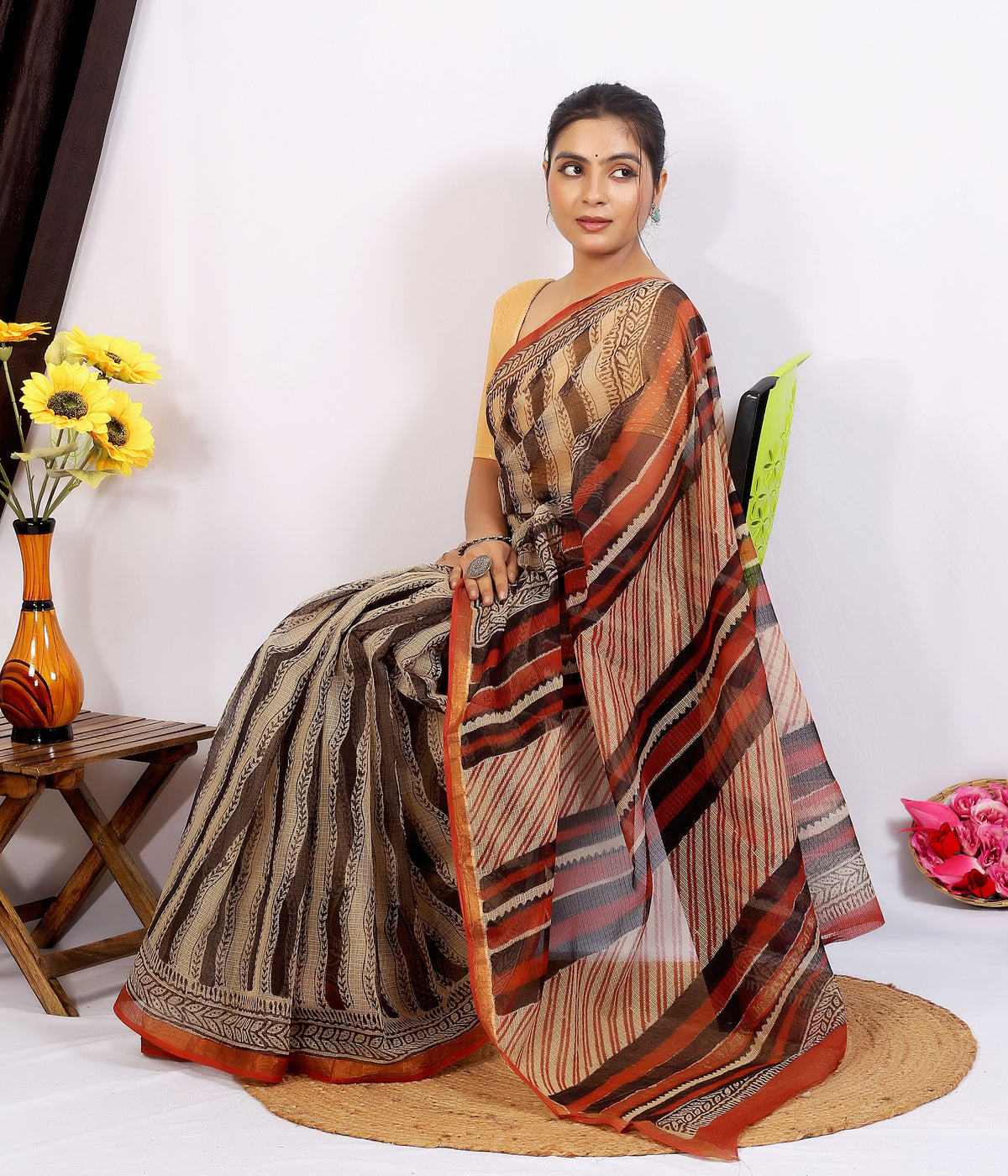 Beige Stripe Bagru Kota Doria bagru hand block print saree with blouse – beige and brown – wholesale Jaipur – view 3