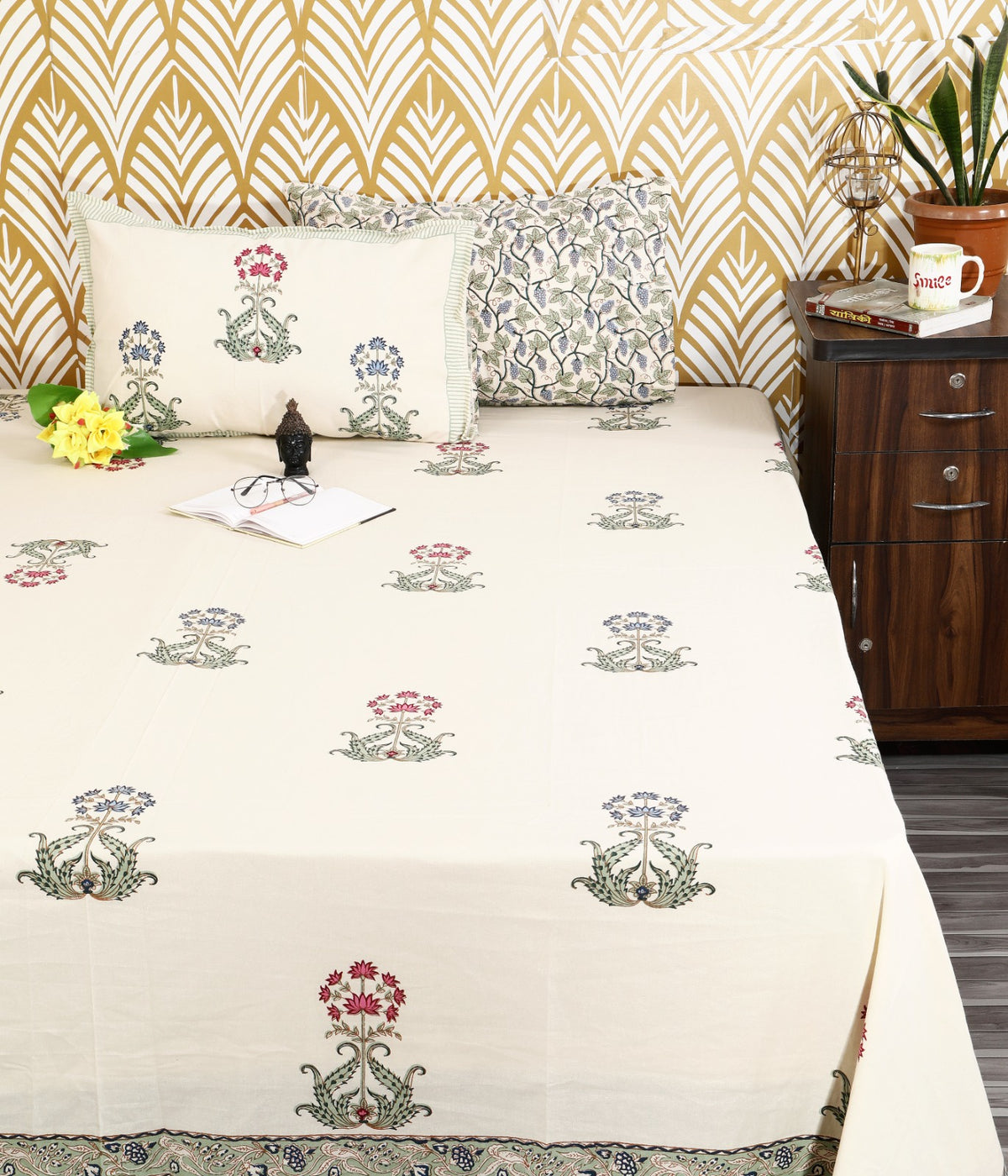 Prakriti Yuvraj Grey Green Mughal Buta Pure Cotton King Size Bedsheet 108x108 with 2 Pillow Covers Bedsheet 1WBVu2G22qaKn980MFqtrBvVT3rfC4Dr3_w2000