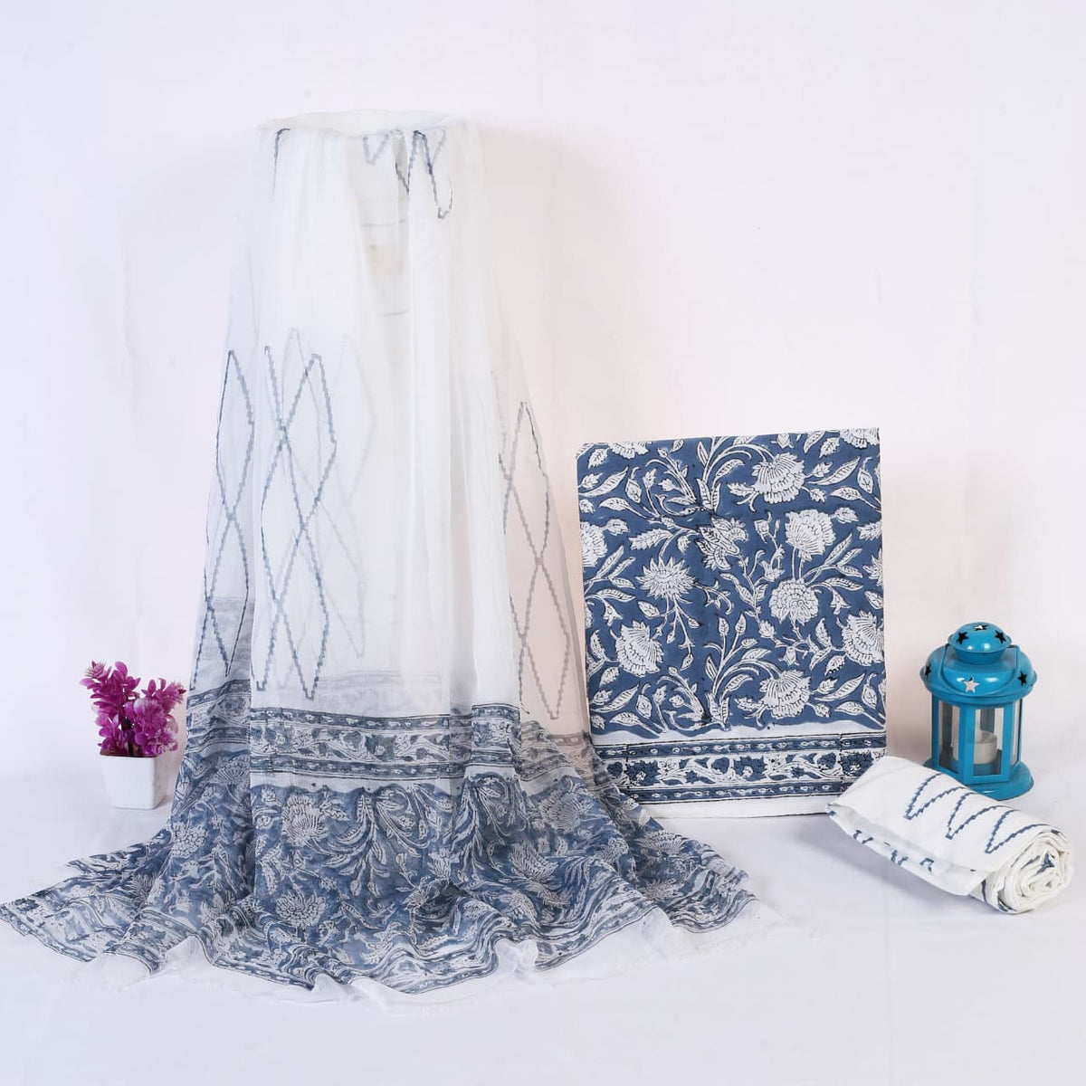 Indigo Grey Floral Jaal Hand Block Print Cotton Suit with Chiffon Dupatta – Unstitched 3 Piece Suit Material 1X3fRanzOtwSvO2TnnimnC3oQHMjbtgou_w2000