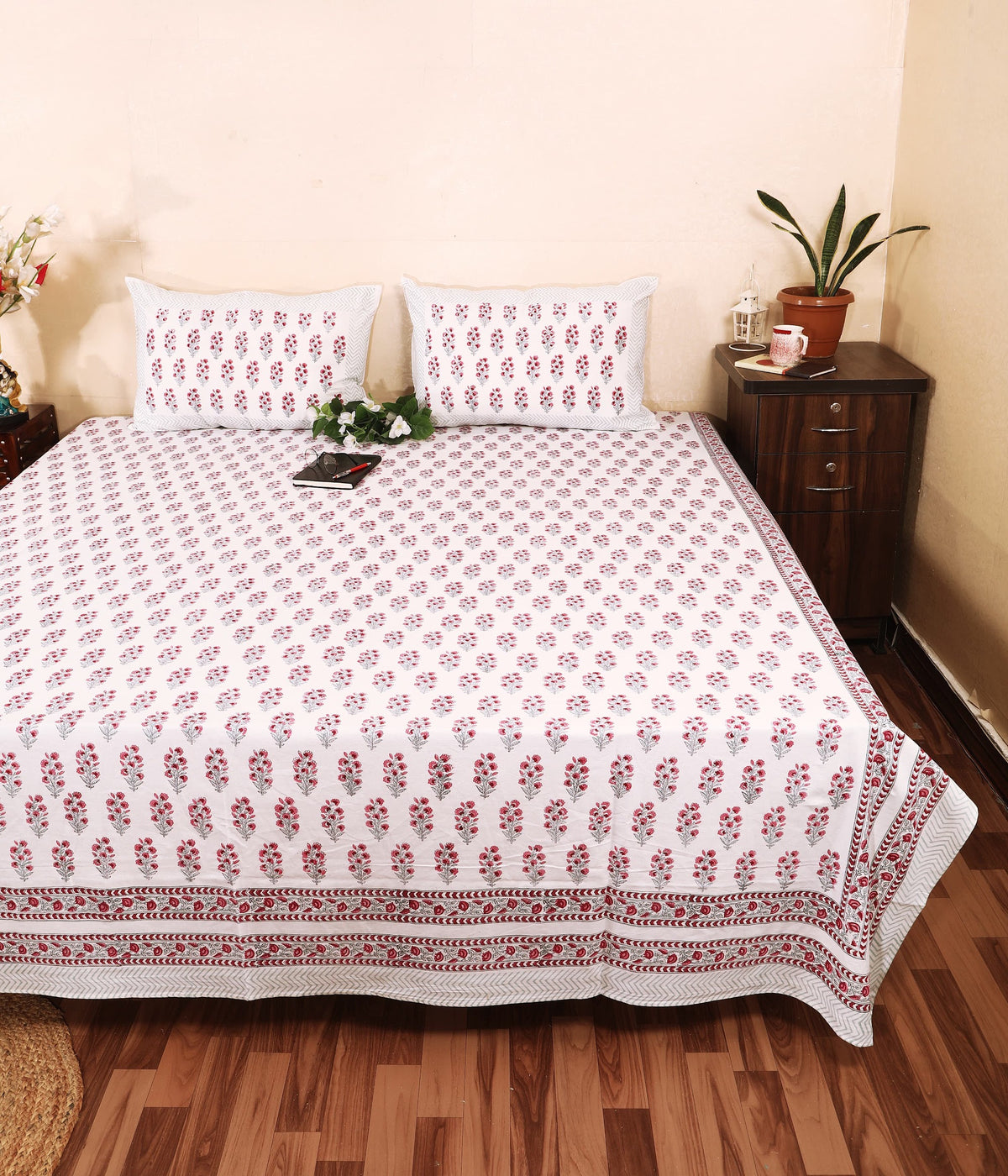 Amer Gulab hand block printed Murugan cotton double bedsheet 95x108 with 2 pillow covers – rose pink – wholesale Jaipur – view 3