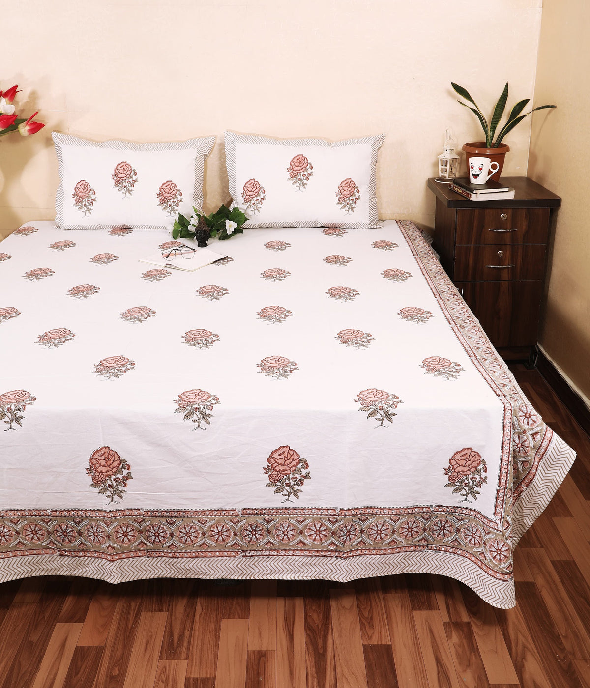 Coral Gulab hand block printed Murugan cotton double bedsheet 95x108 with 2 pillow covers – coral and grey – wholesale Jaipur