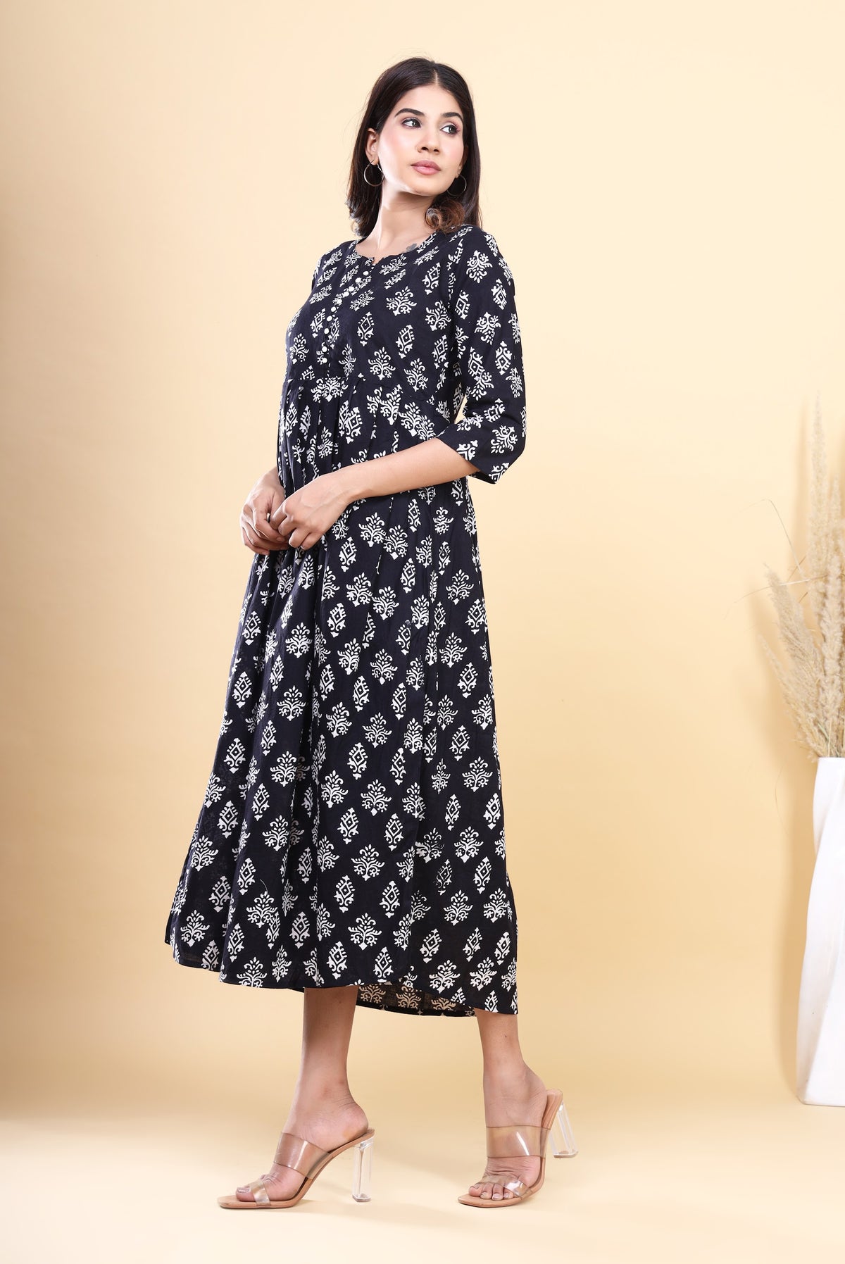 Printed Cotton Tiered Kurti Dress – Black Buta Long (Make to Order) Ready to Wear 1_Pe0LY0dkdNATIPGAJK8vtSeauT8WU-__w2000