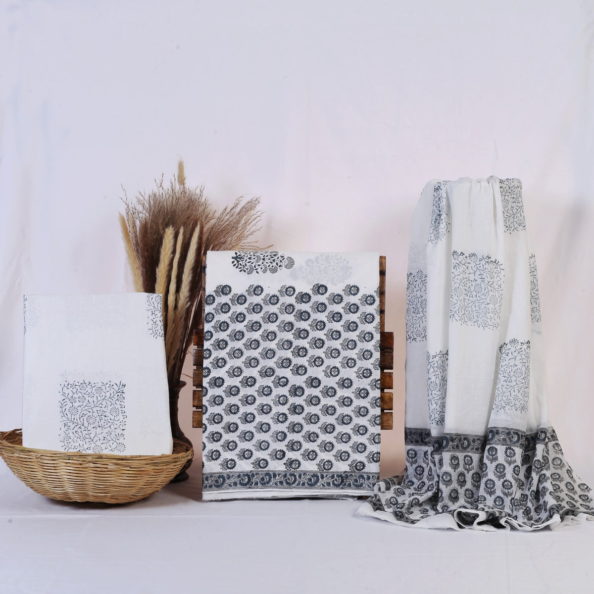 Hand Block Print Cotton Suit Material with Mulmul Dupatta | Kaali Chakri – Black Medallion Buti | Black, Grey & White | Wholesale Suit Material 1belk_5z0ogO4UYQbGFceRSkDB_2_-U0f_s0