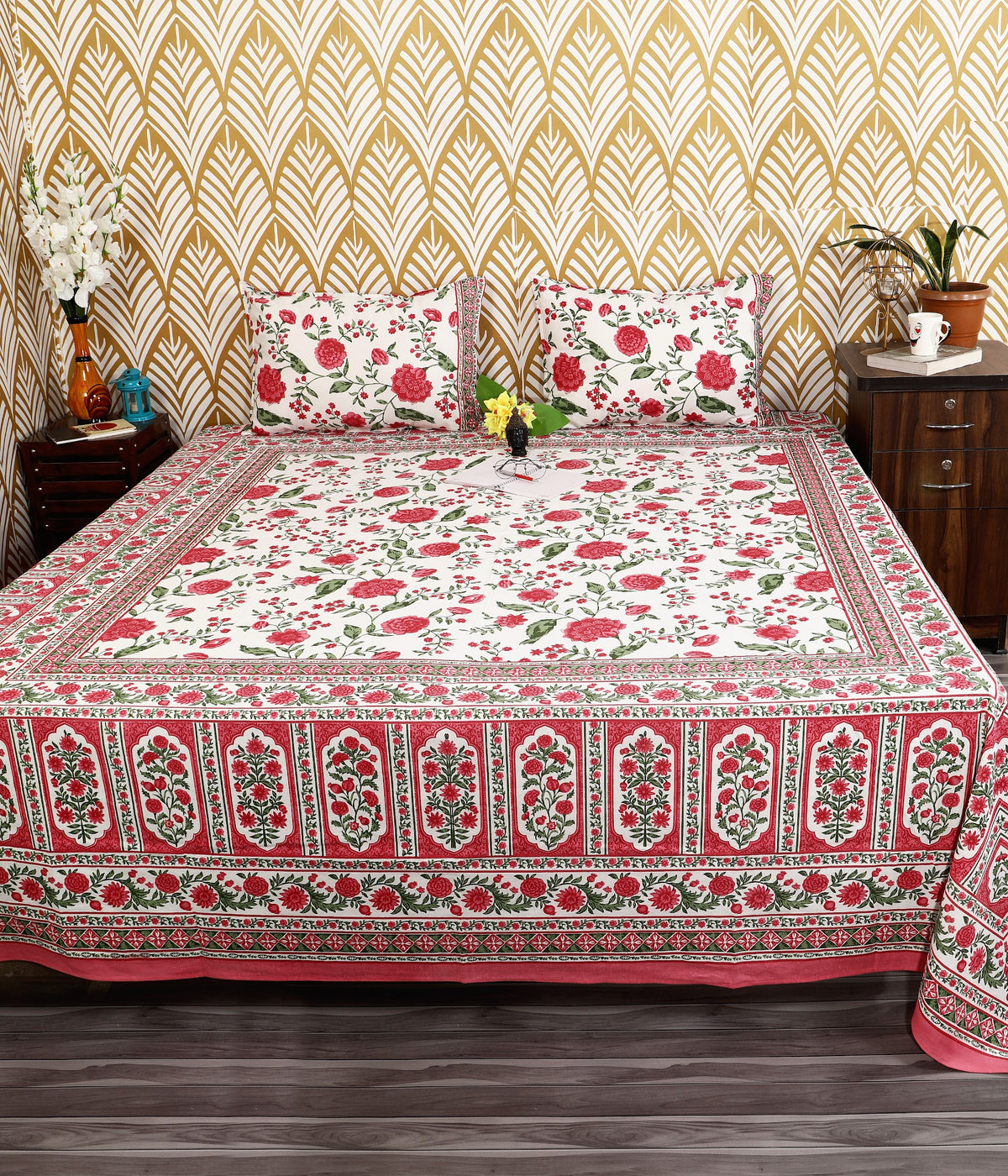 Bagru Mahal Red Rose Border Cotton King Size Bedsheet 108x108 with 2 Pillow Covers Bedsheet 1bvLh-dwDkMkRSlM4UBehz4vvEV1pJxUC_w2000