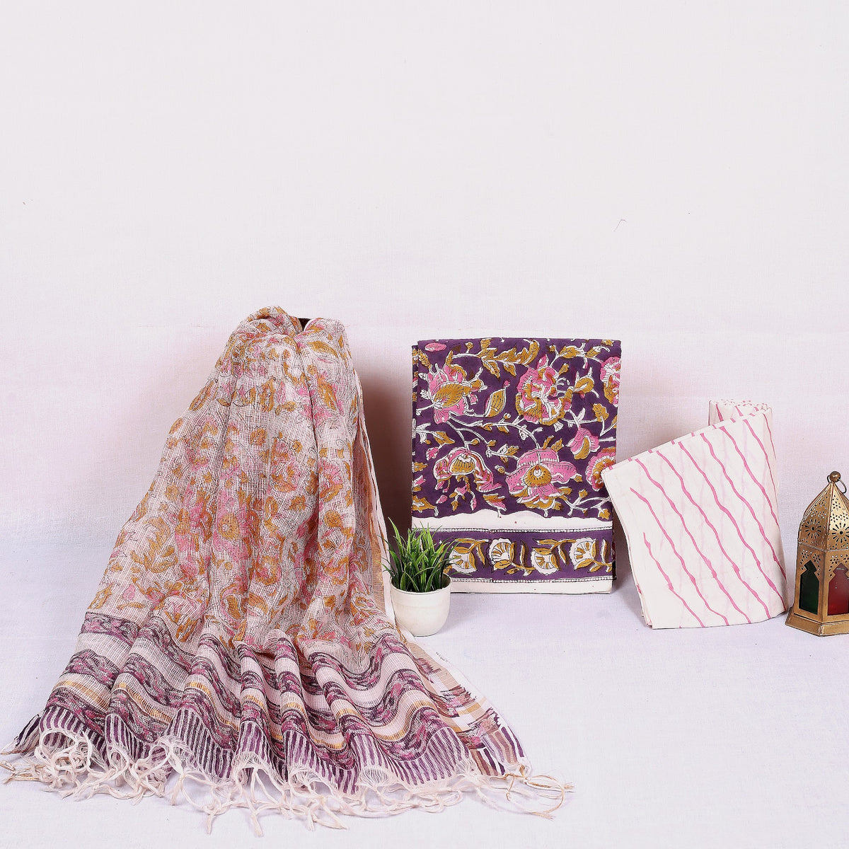 Rangeen Purple Floral Stripe Hand Block Print Cotton Suit with Kota Doria Dupatta – Unstitched 3 Piece Suit Material 1f28HGcQUoHnLV6fdfLQVvar8gfgIkFZX_w2000