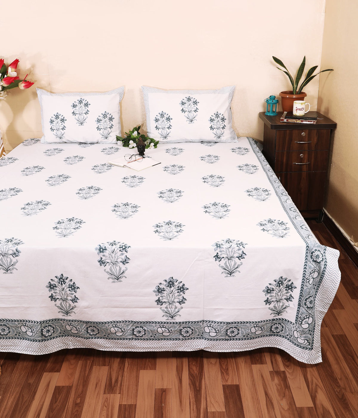 Neel Guldasta hand block printed Murugan cotton double bedsheet 95x108 with 2 pillow covers – blue grey – wholesale Jaipur