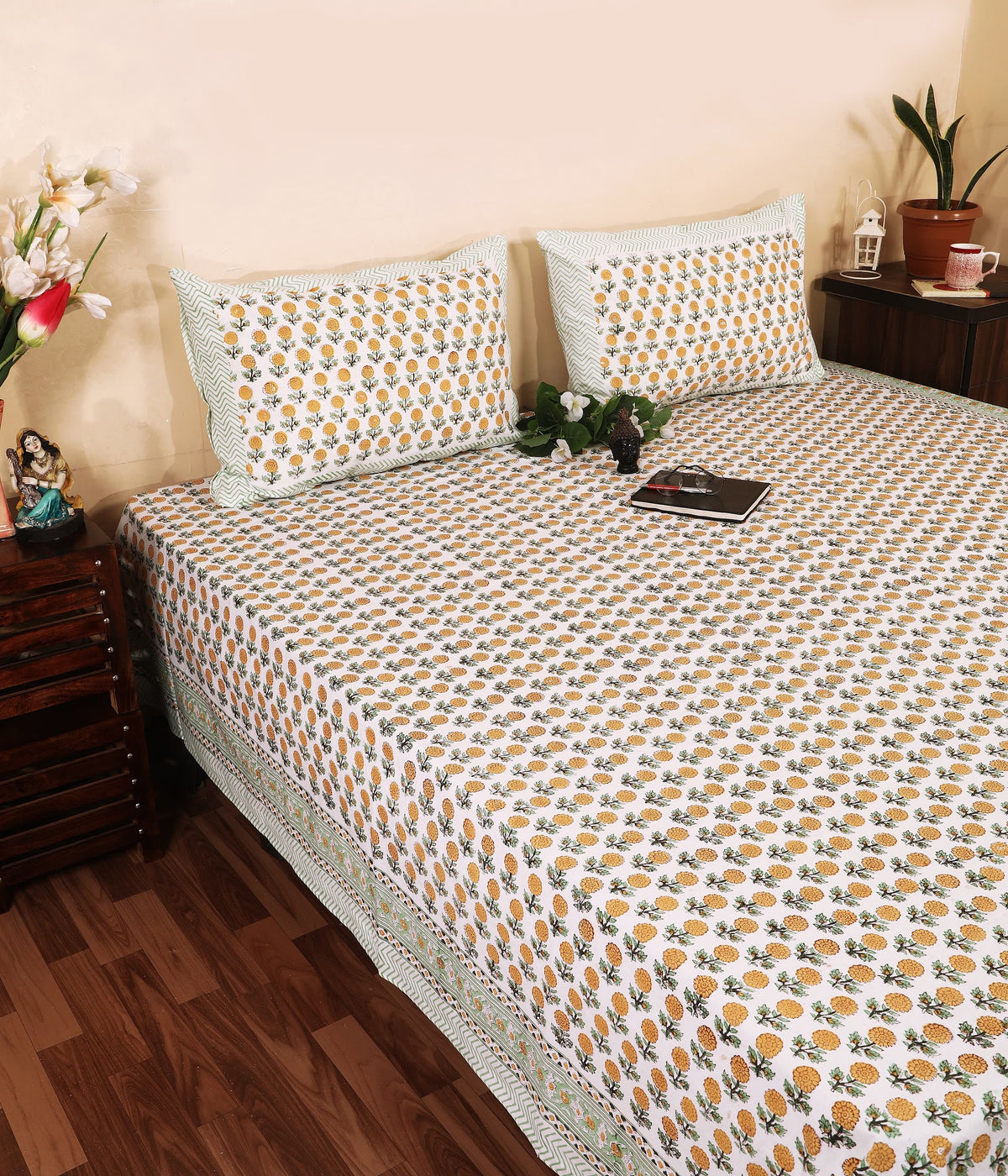 Genda Buti hand block printed Murugan cotton double bedsheet 95x108 with 2 pillow covers – mustard yellow – wholesale Jaipur