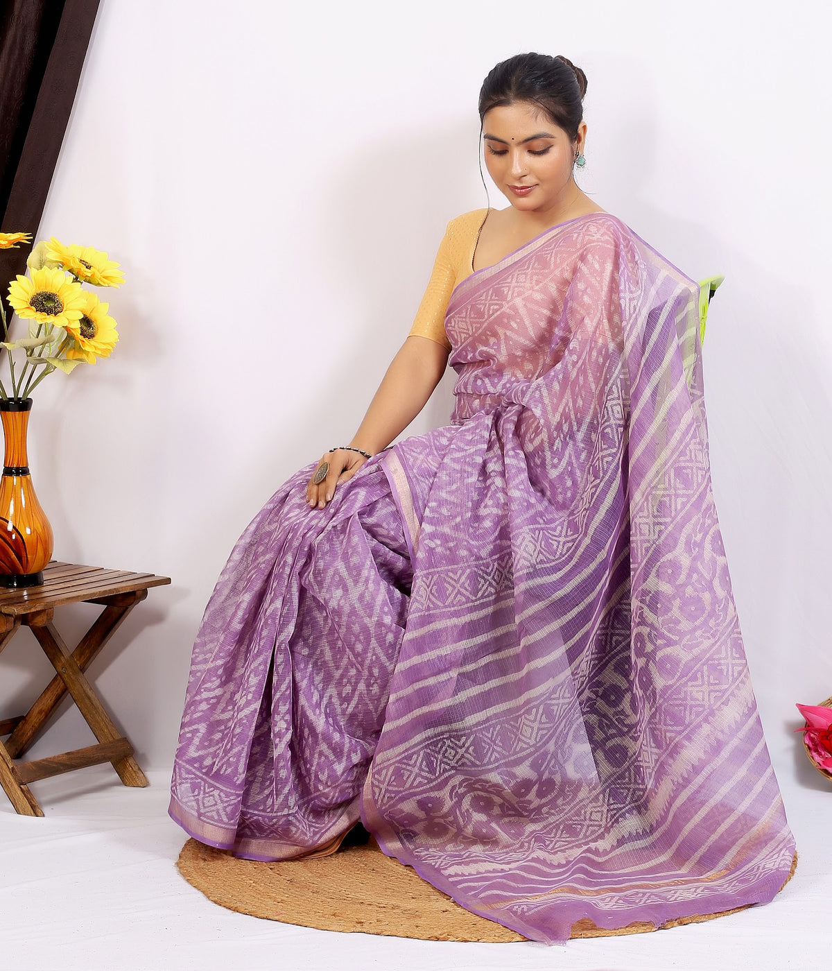 Lilac Floral Buti Kota Doria bagru hand block print saree with blouse – lilac – wholesale Jaipur – view 2