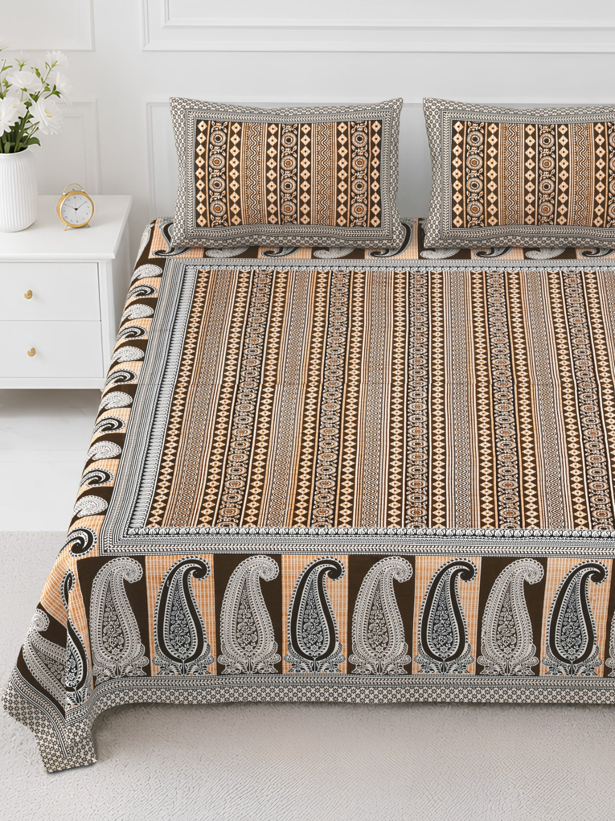 Elite Beige Stripe Paisley Cotton Double Bedsheet 90x108 with 2 Pillow Covers Bedsheet 1iW5dtYQz6AXqOslF-3mpmaunQ6ebVQ4U_w2000