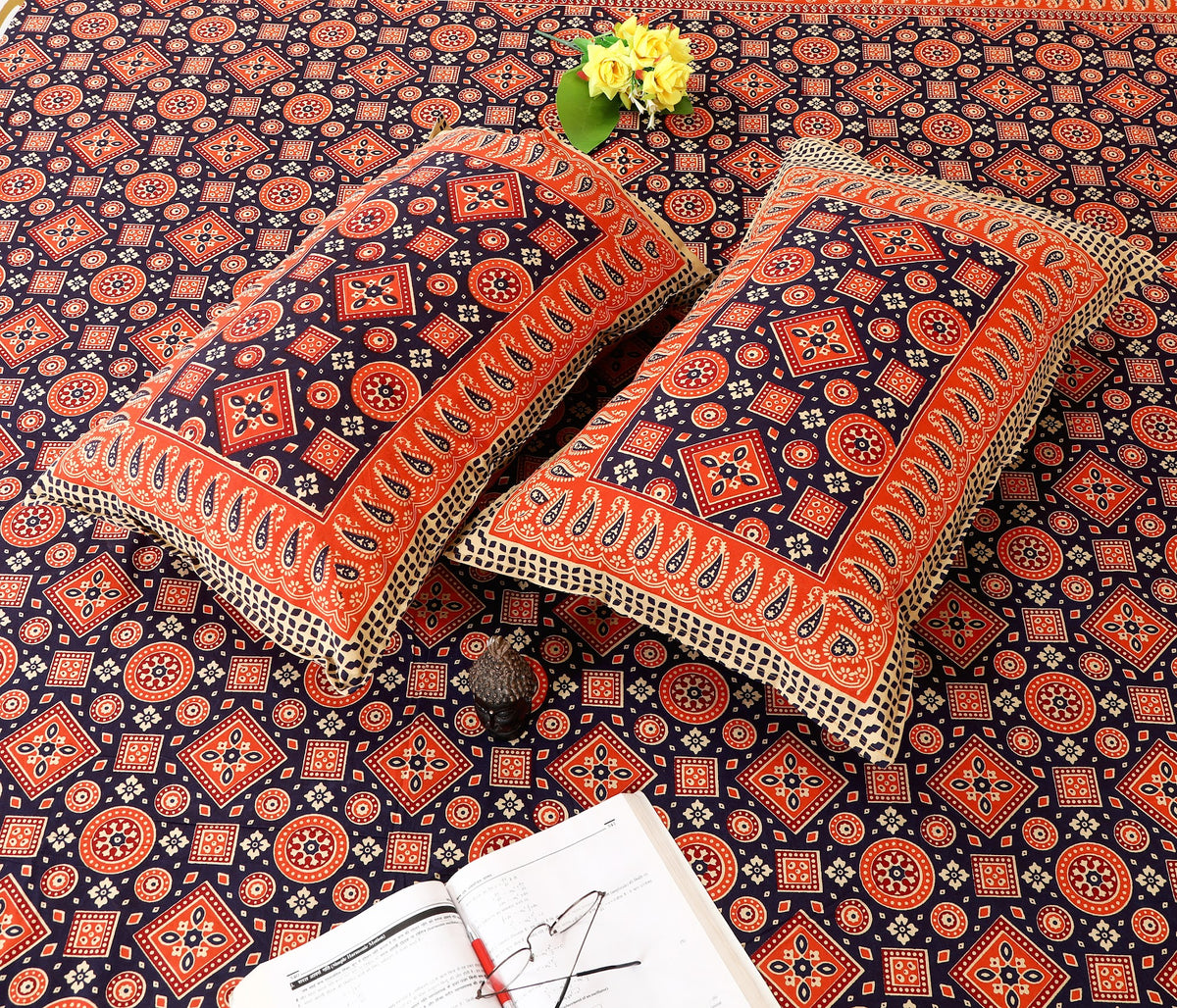 Bagru Mahal Rust Charcoal Ajrakh Cotton King Size Bedsheet 108x108 with 2 Pillow Covers Bedsheet 1keiIRrEjncz5Up0CFyYkt0_b8dfDuMCs_w2000