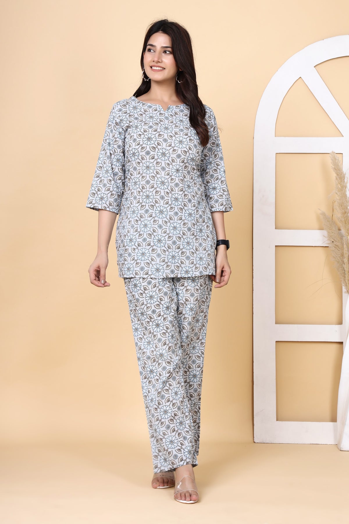 Printed Cotton Co-ord Set – Top & Pant – Blue Grey Floral (Make to Order) Ready to Wear 1l6UfbTx1MWkI5wRmbSU9F9gFKcYZbBT0_w2000