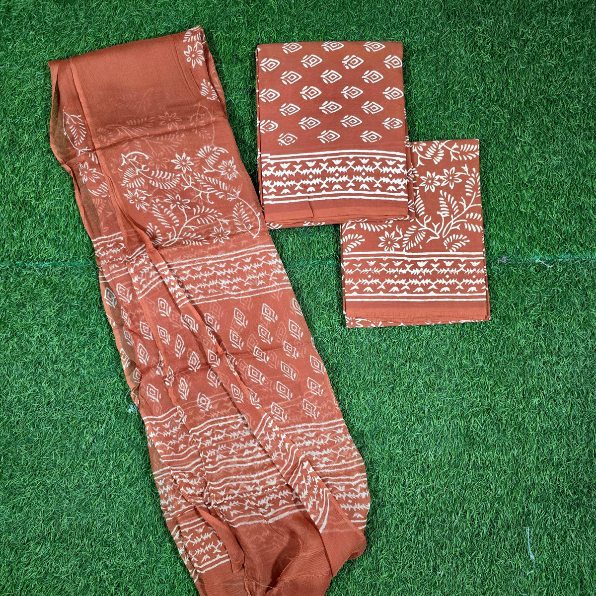 Gulnaar Rust Buta Hand Block Print Cotton Suit with Chiffon Dupatta – Unstitched 3 Piece Suit Material 1lx06ufOGi4QFXllggqYz2Shq9EYGNSG5_w2000