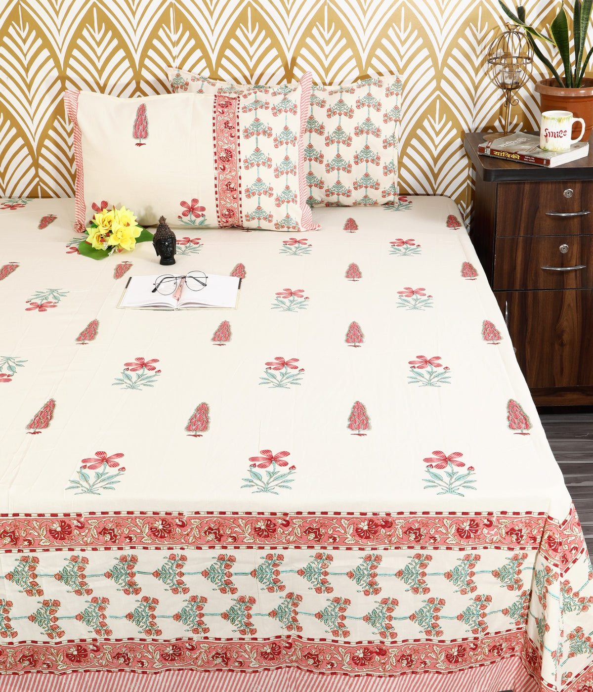 Prakriti Yuvraj Pink Floral Border Buti Pure Cotton King Size Bedsheet 108x108 with 2 Pillow Covers Bedsheet 1p45oTiZgWjwG7XEFmYycjoWIgYVx74G2_w2000